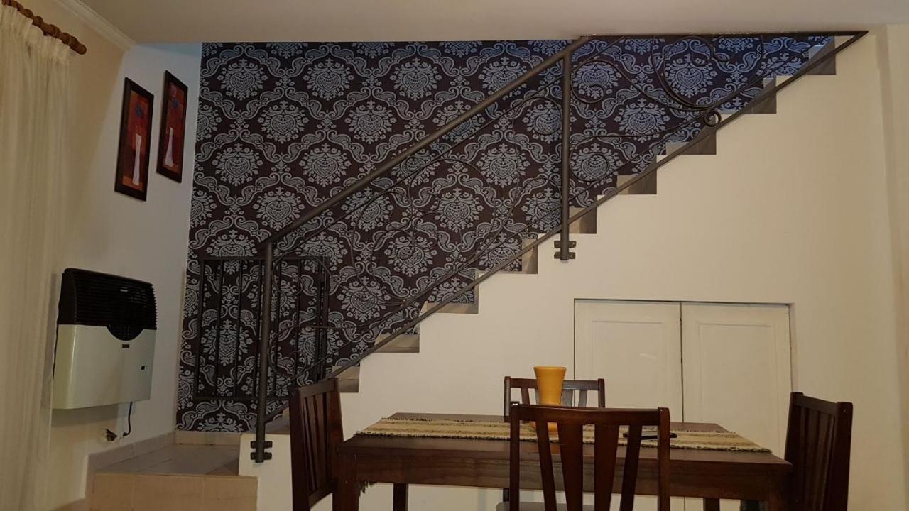 Duplex a mts del Rio con Aire Acond