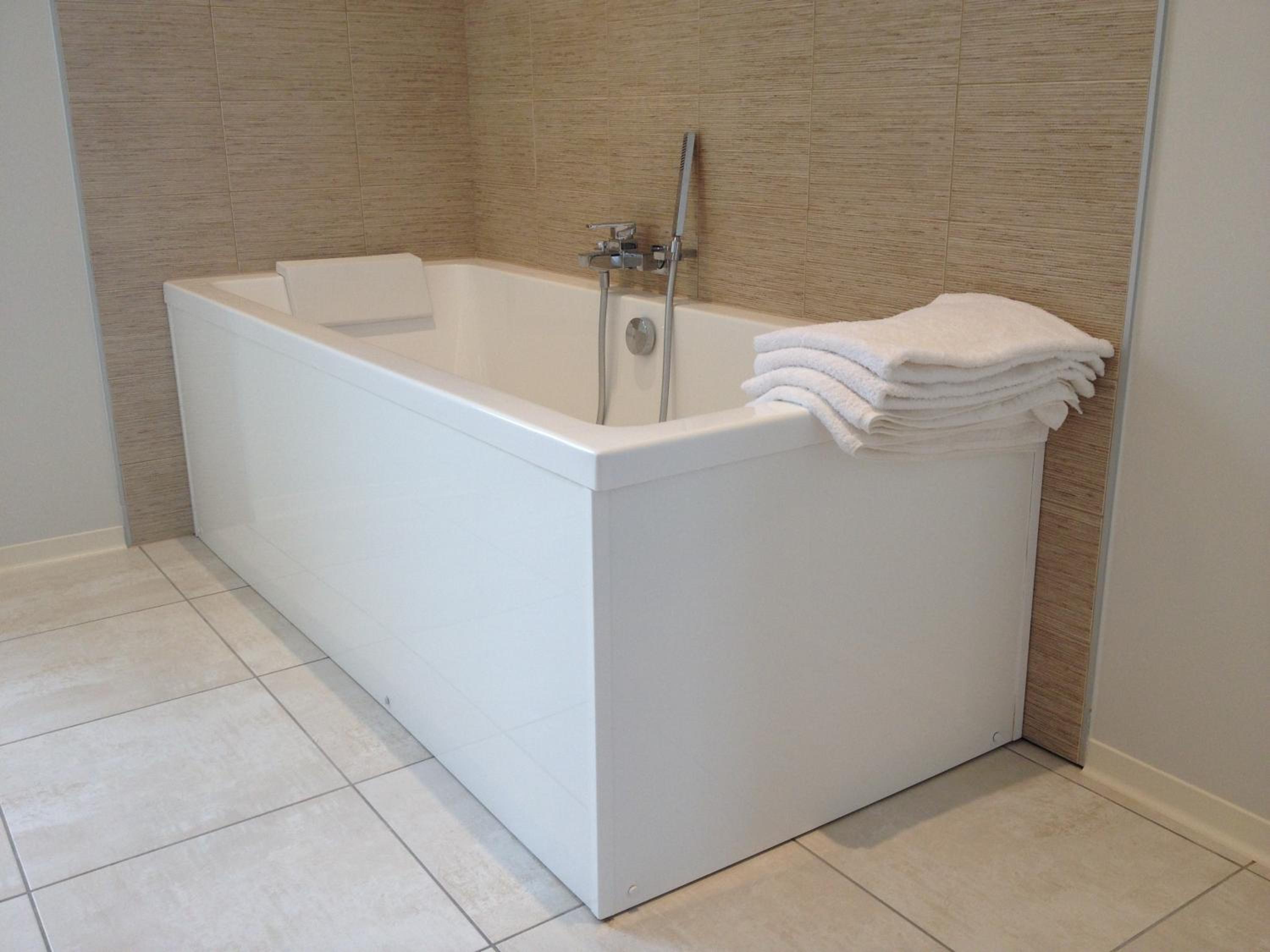 Jacuzzi