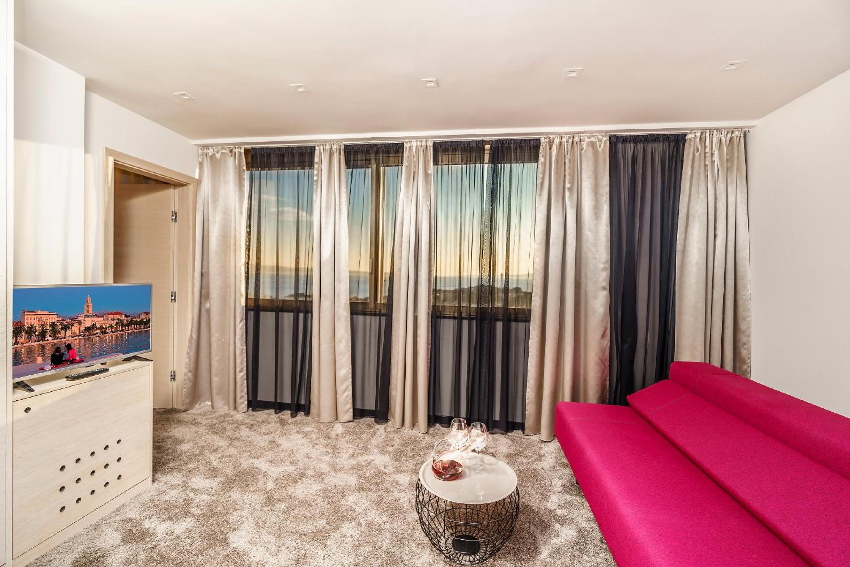 The View Luxury Rooms
