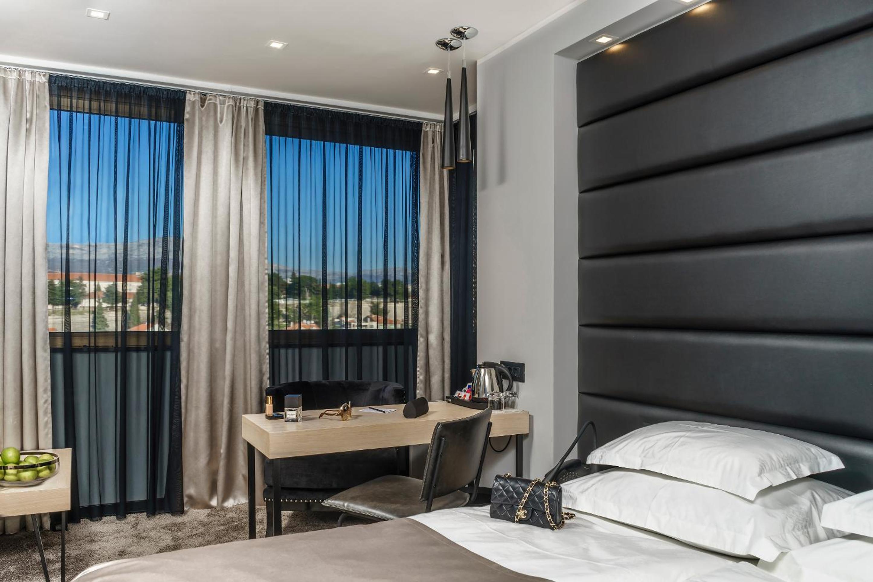 The View Luxury Rooms