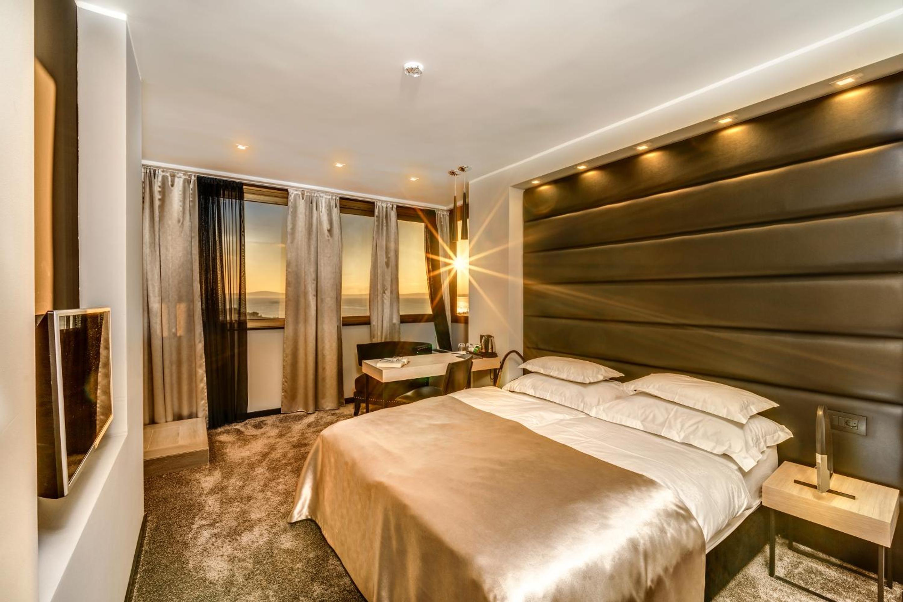 The View Luxury Rooms