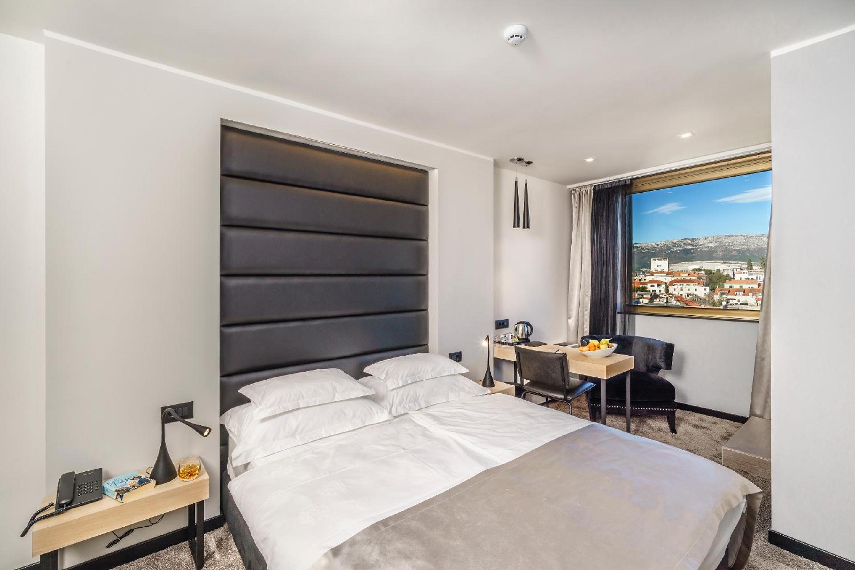 The View Luxury Rooms