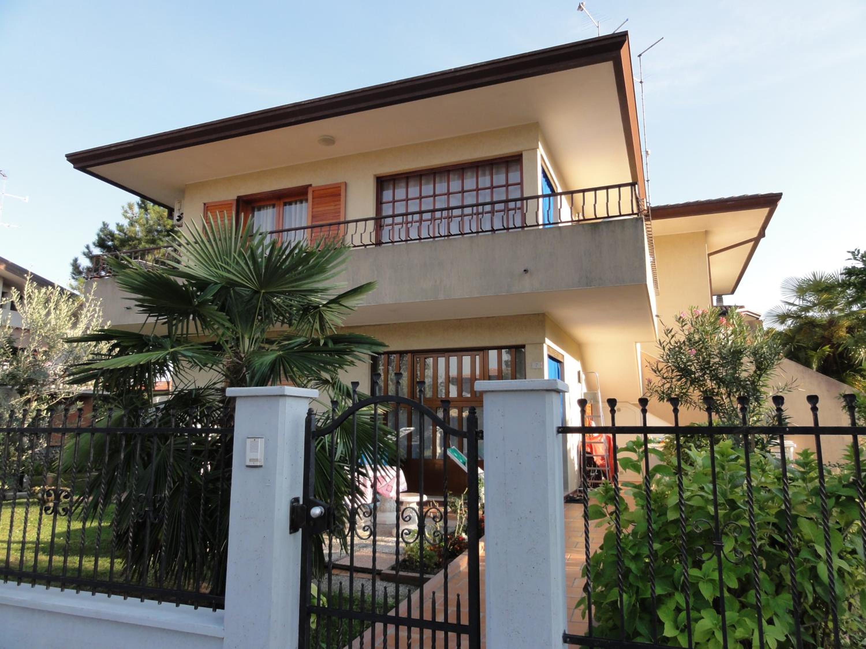 Villa Paola view 4
