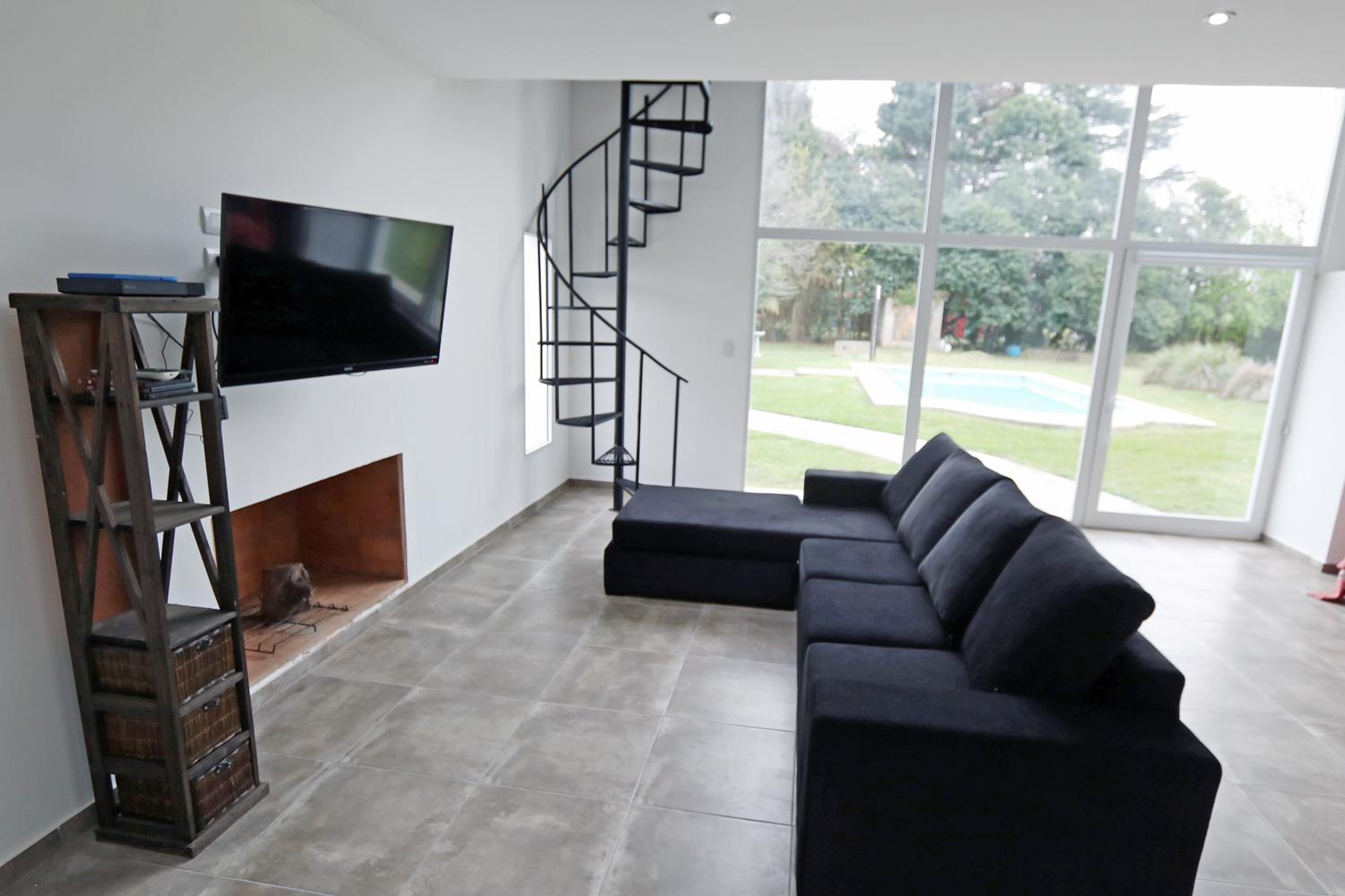 Hermosa Casa con Pileta Roldán Funes Rosario