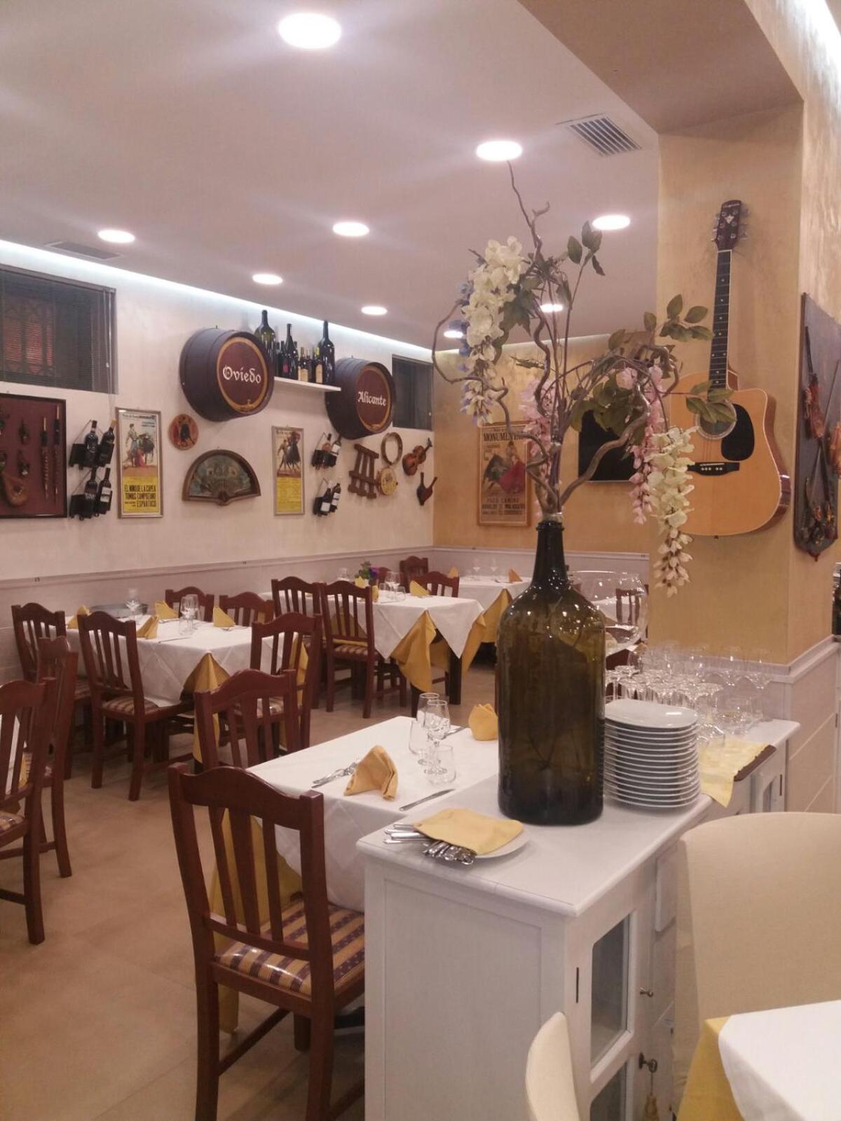 restaurant