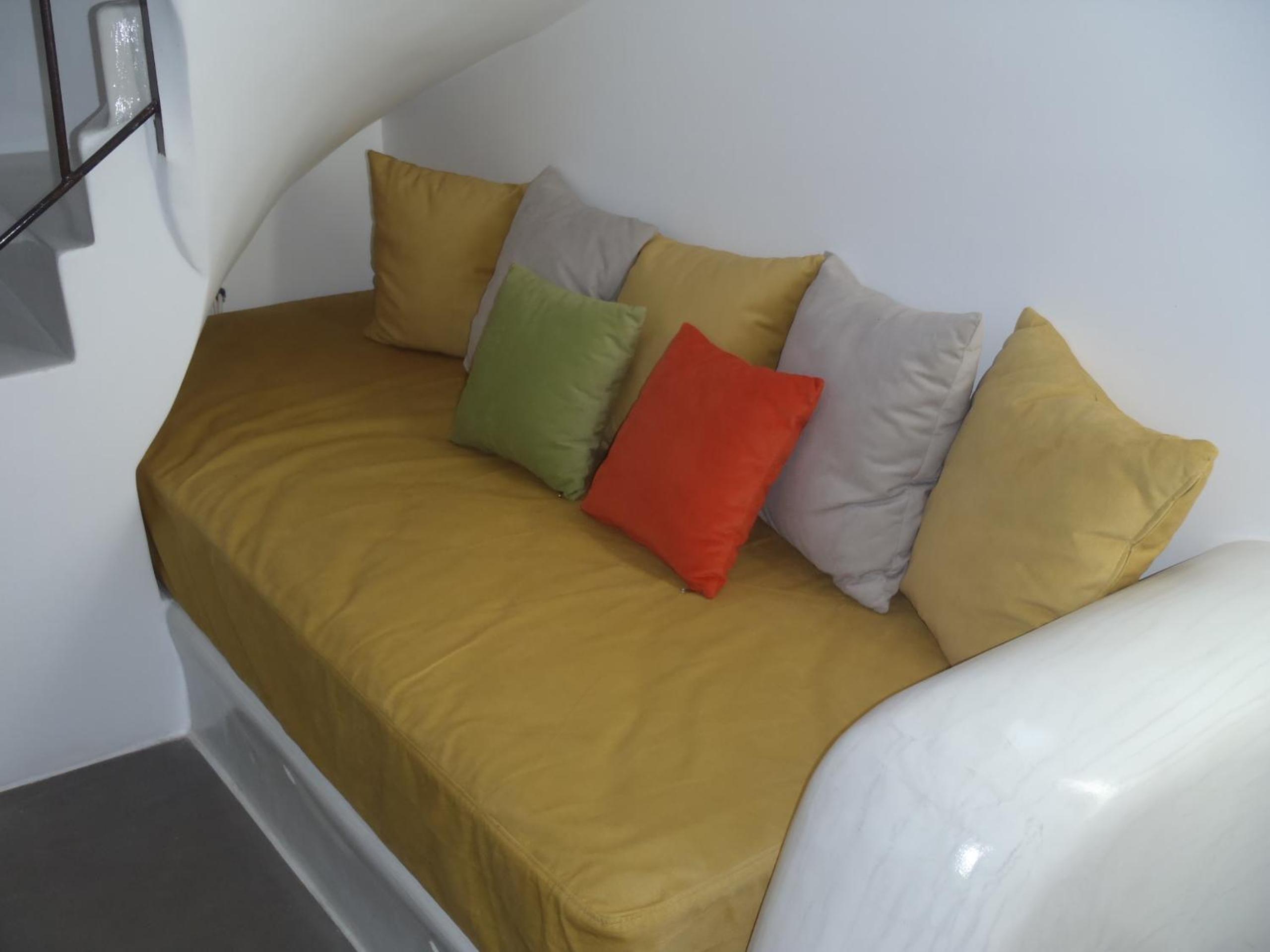 Santoxenia luxury villa
