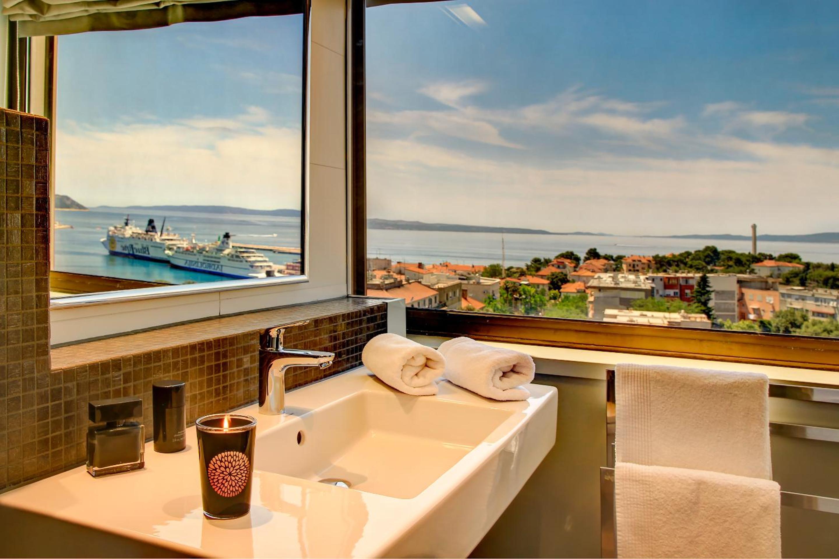 The View Luxury Rooms