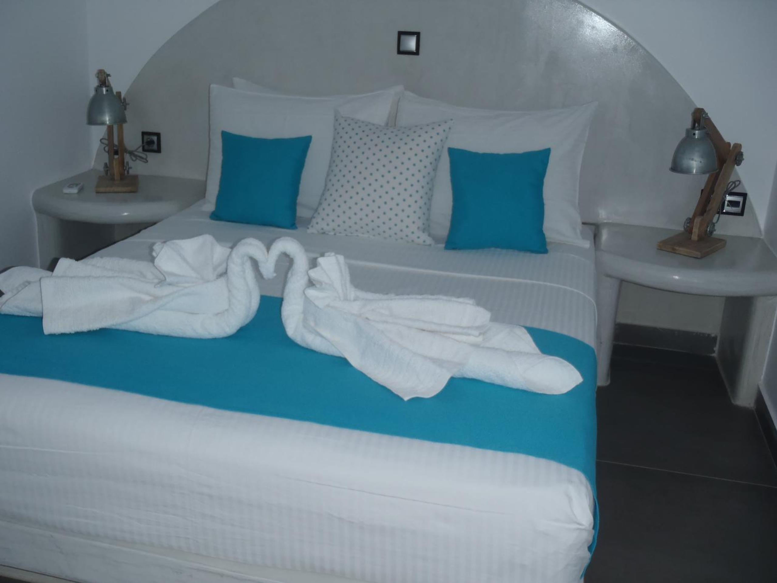 Santoxenia luxury villa