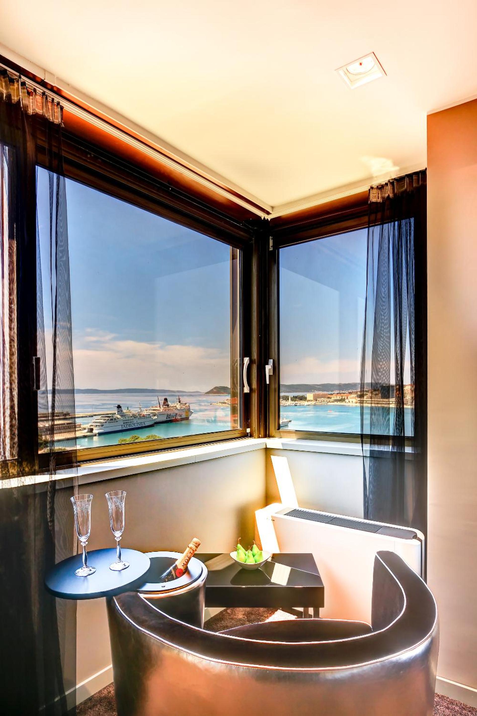 The View Luxury Rooms