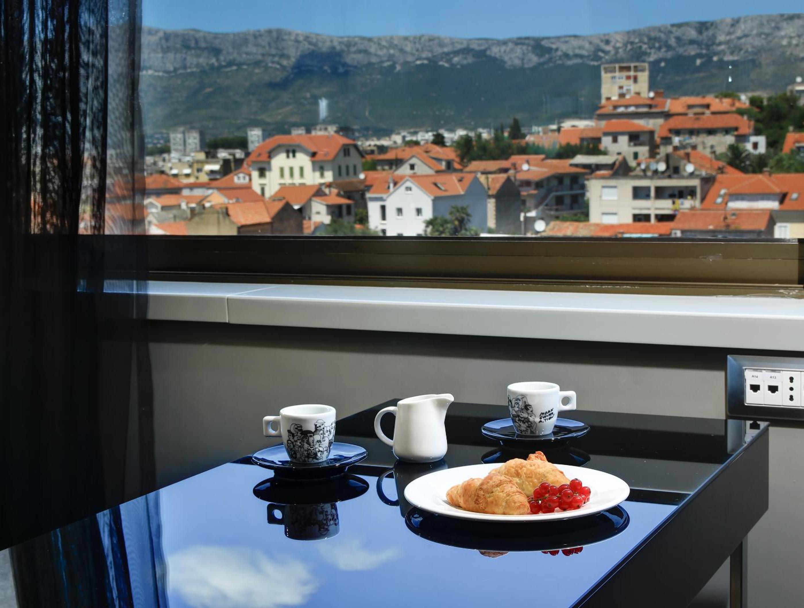 The View Luxury Rooms