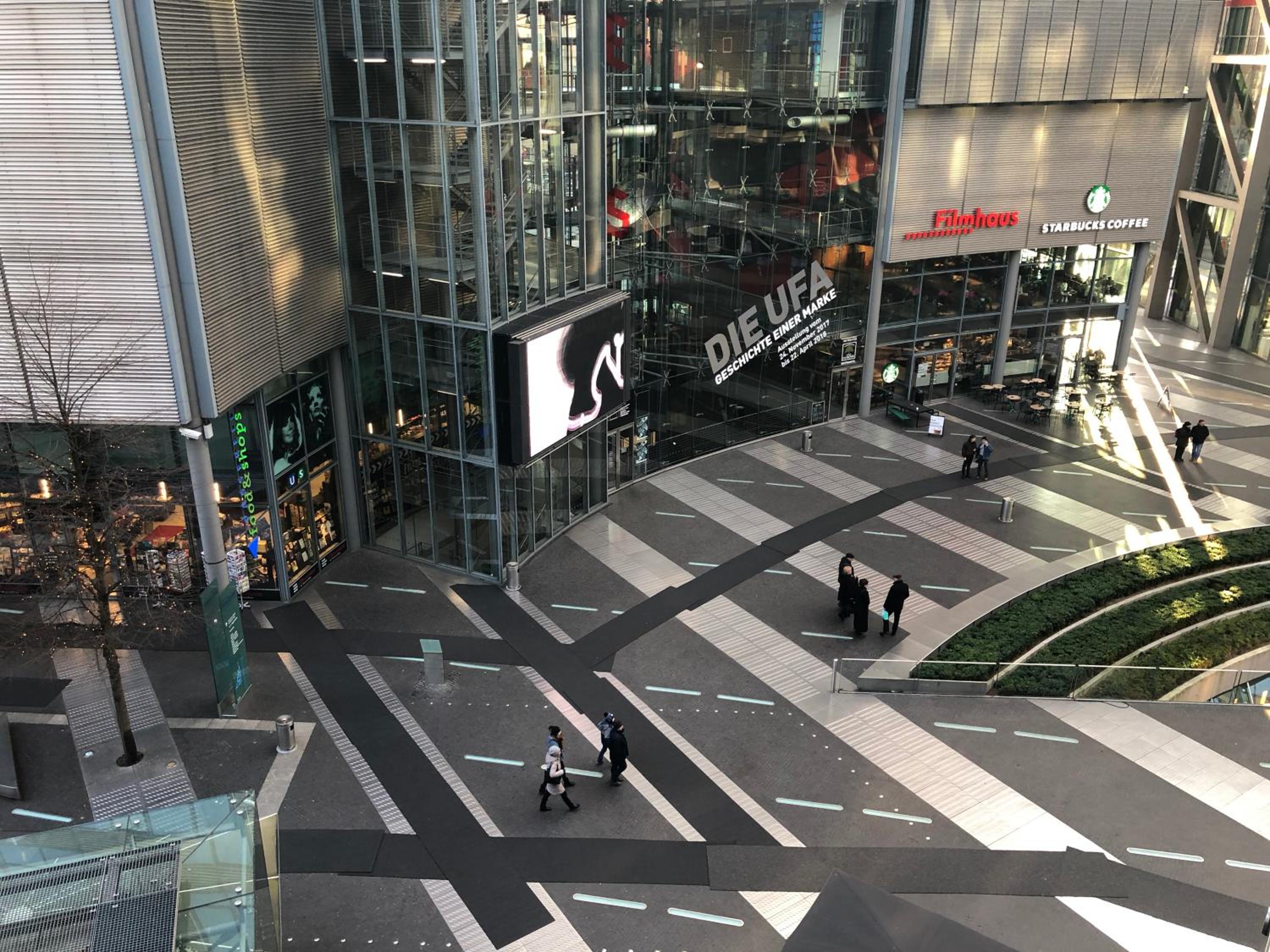 Suite im Sony Center am Potsdamer Platz