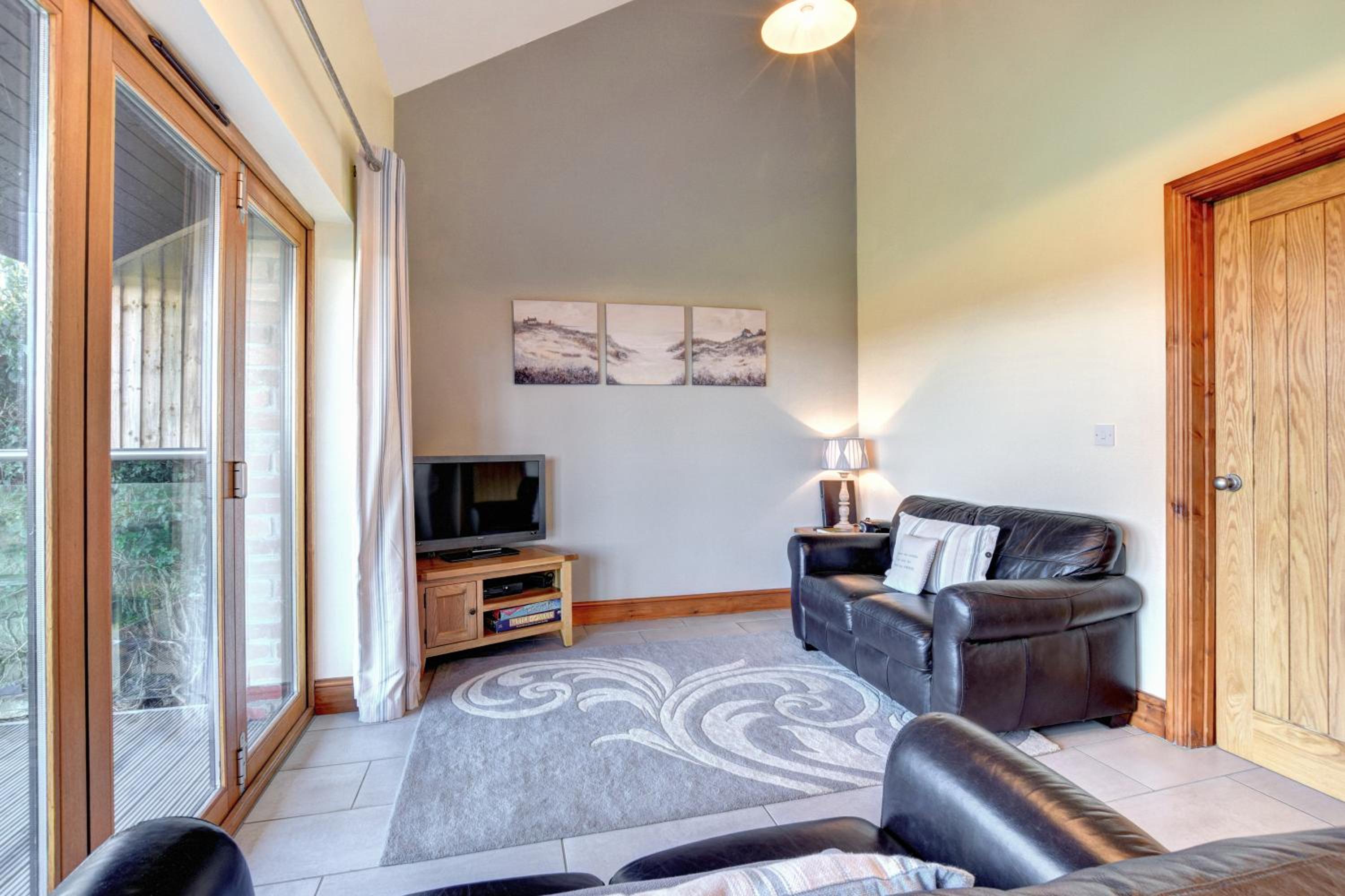2 Bed in Cardiff oc-91710 view 3