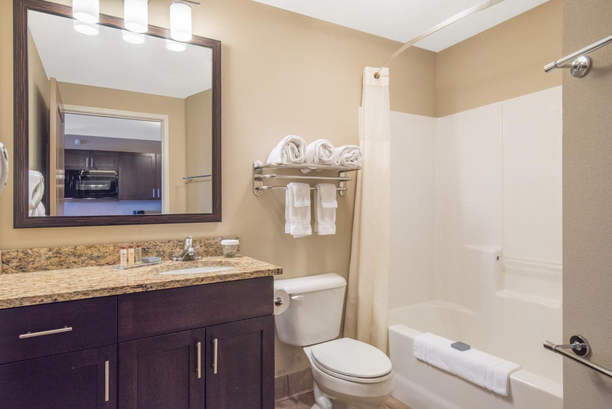 Hawthorn Extended Stay by Wyndham Dickinson