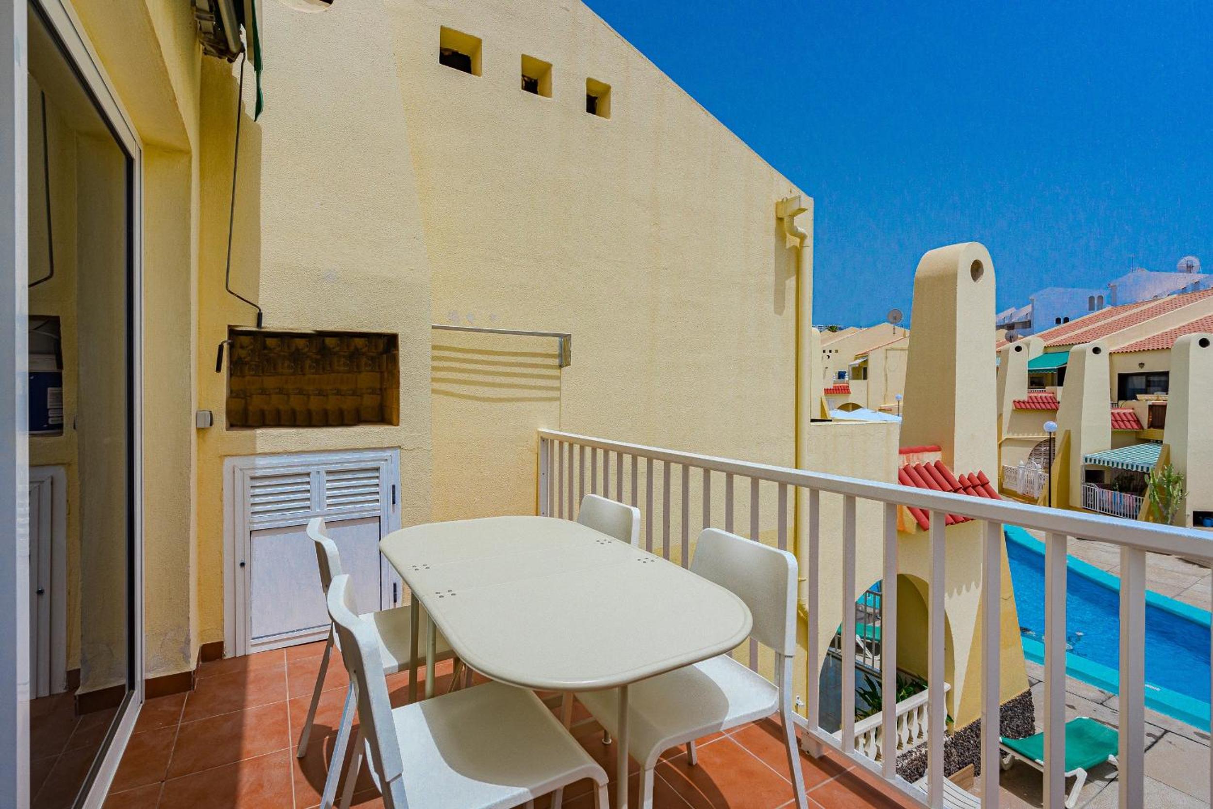 Lovely 1 Bed Apartment In Costa Adeje K101