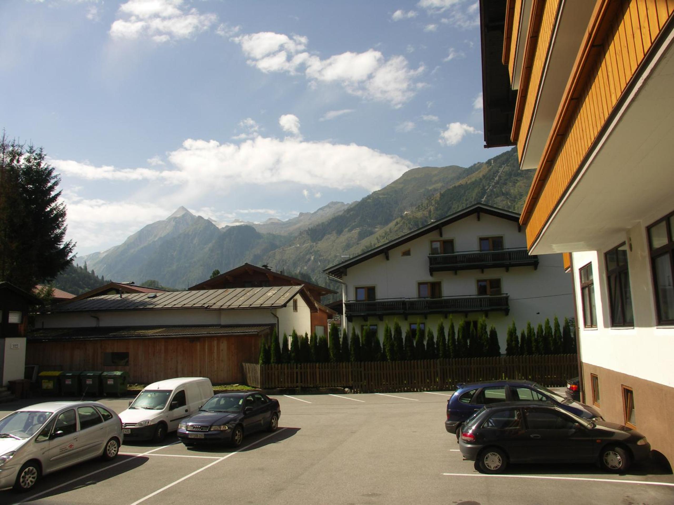 Photo 16