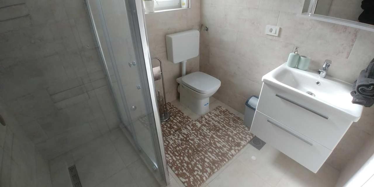 Photo 39