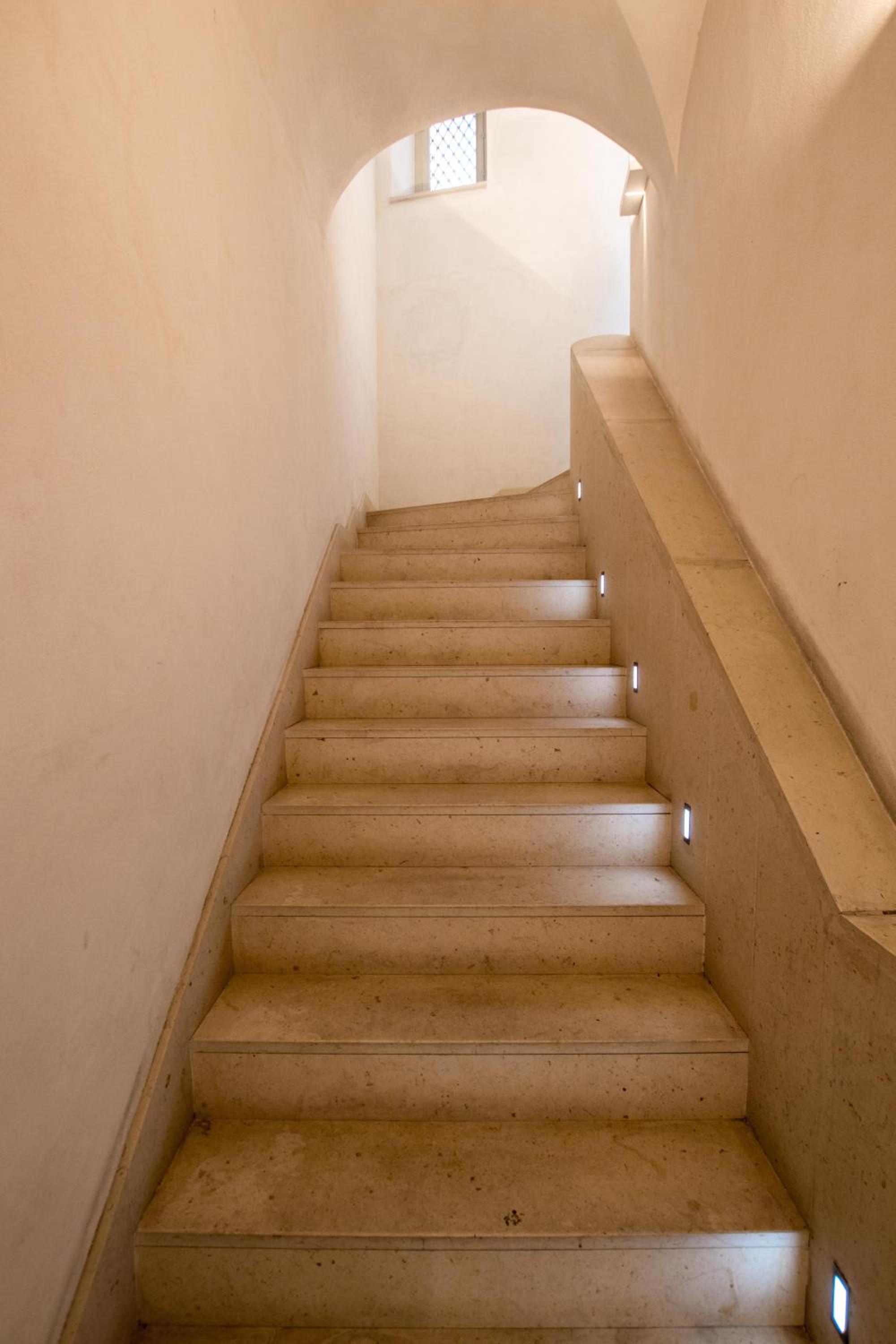Photo 34