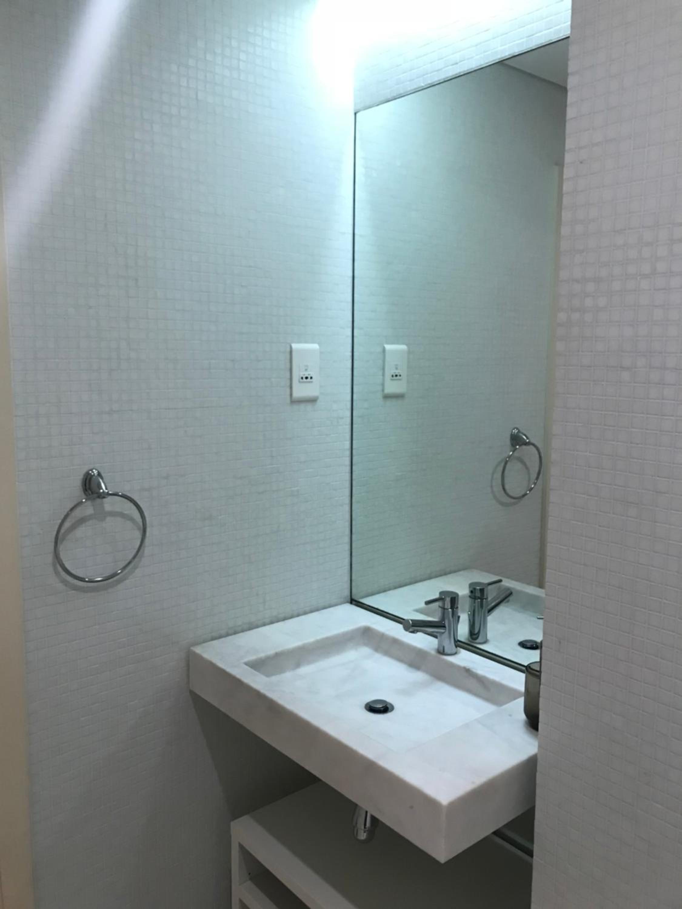 Lisbon Downtown Apartment Free Parking view 3