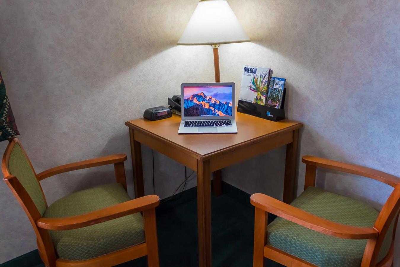 Guest House Inn - Property Image 2