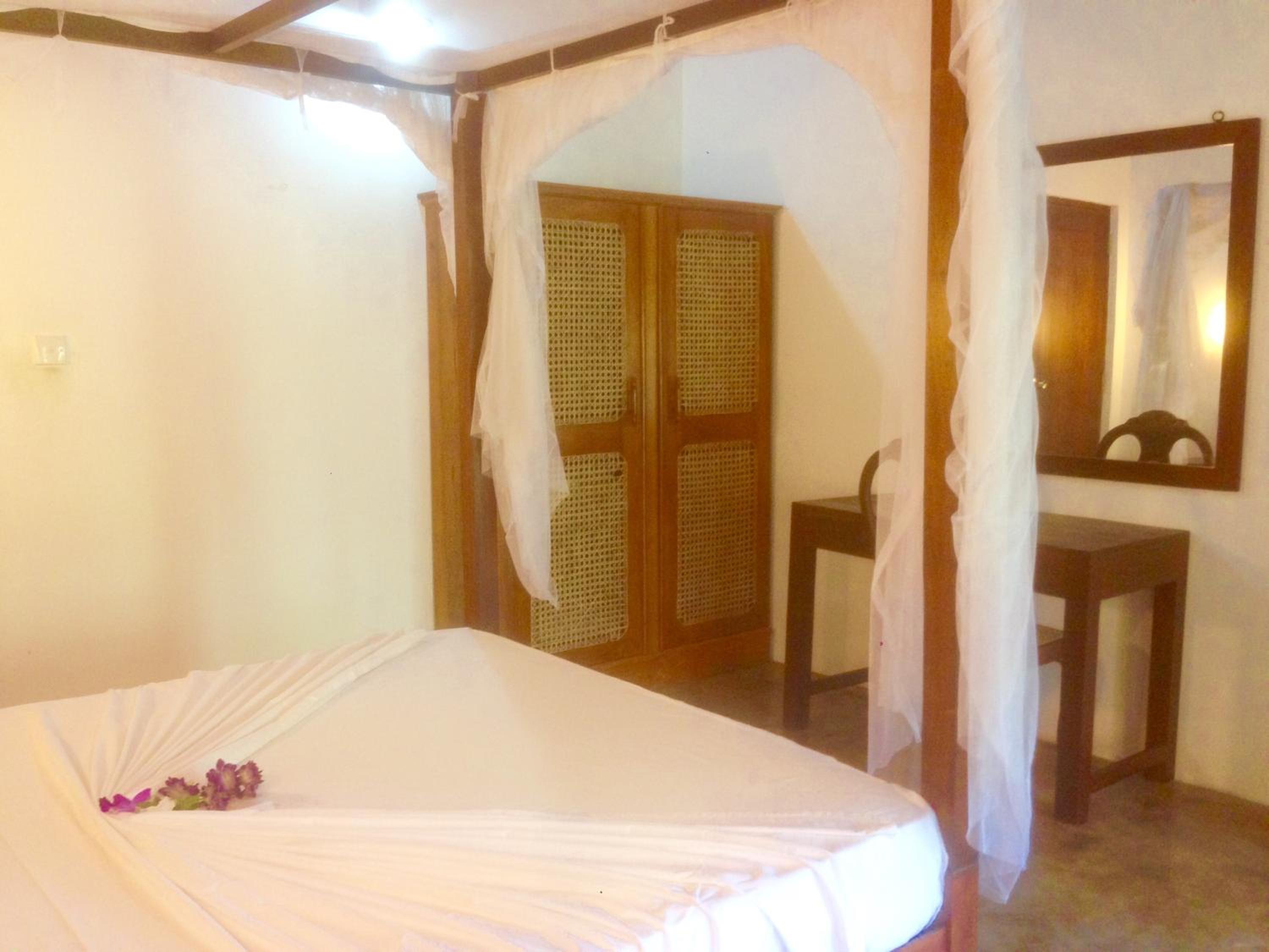 Jungle Heart Cabanas