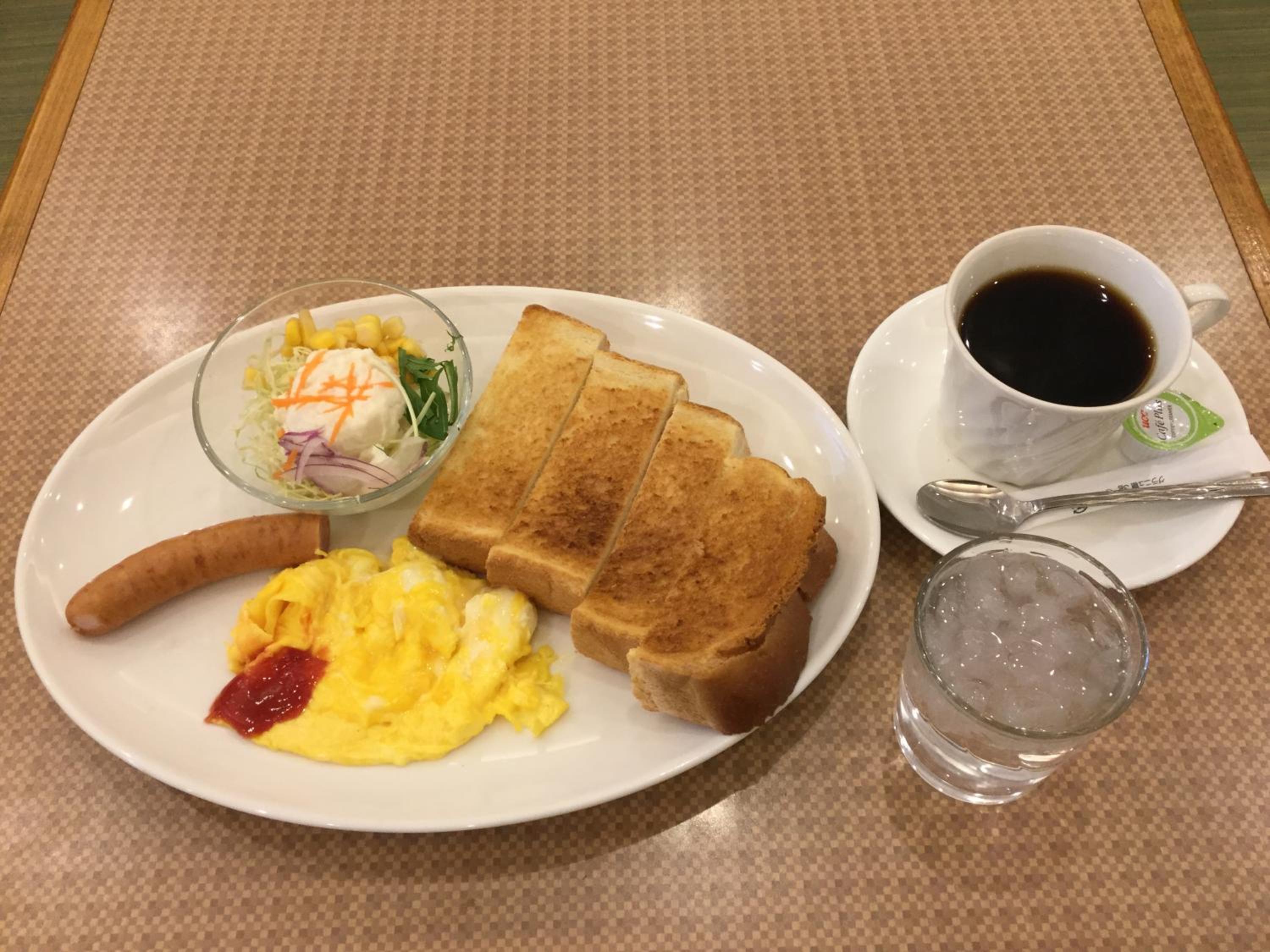 Gallery Compass- Art Stay with Breakfast Free Parking