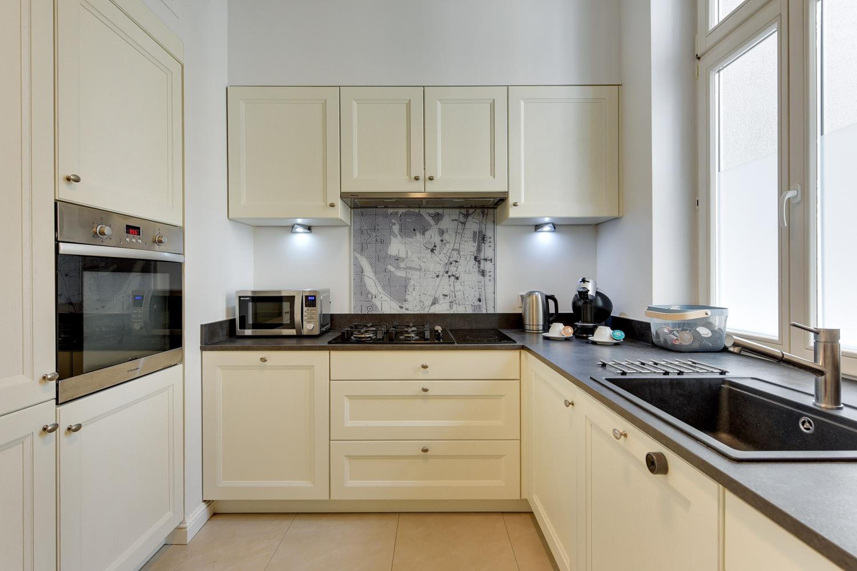 Oxford - Rodzinny apartment w spokojnej sopockiej kamaiennicy by Lion Apartments