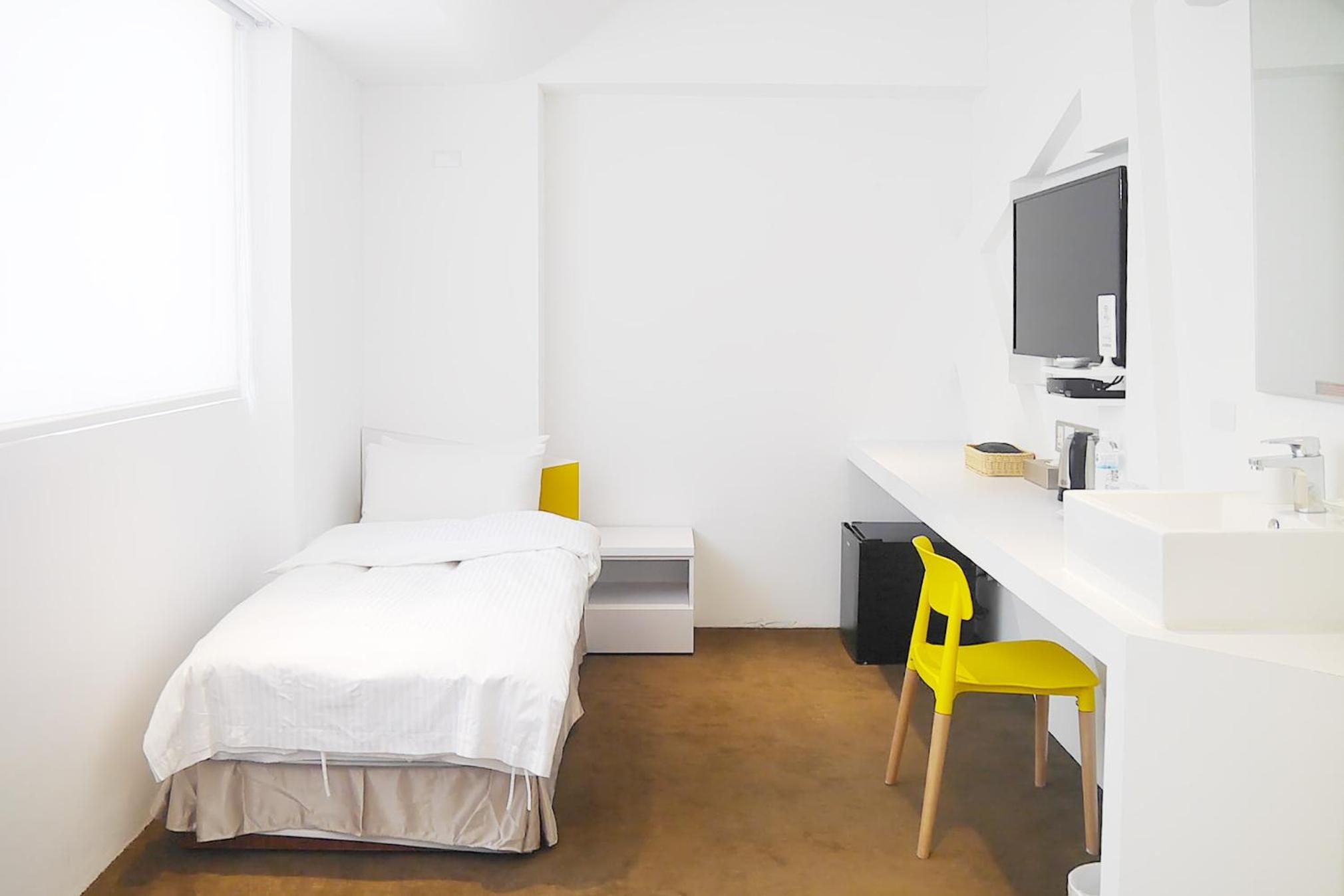 Time Flyer Hotel