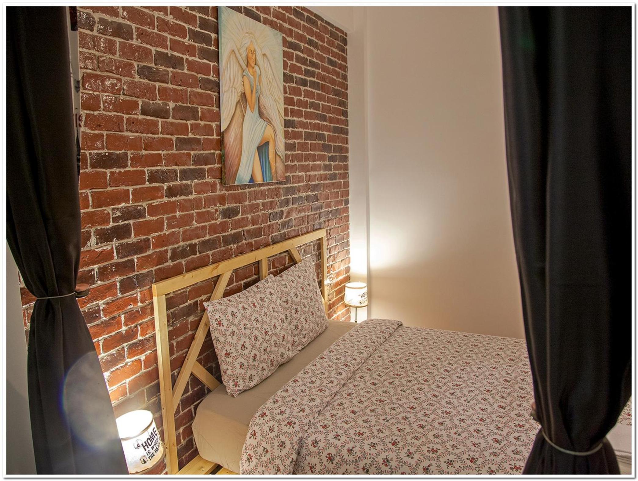 Skyview Old Town Apartment en Bucharest — hotel room