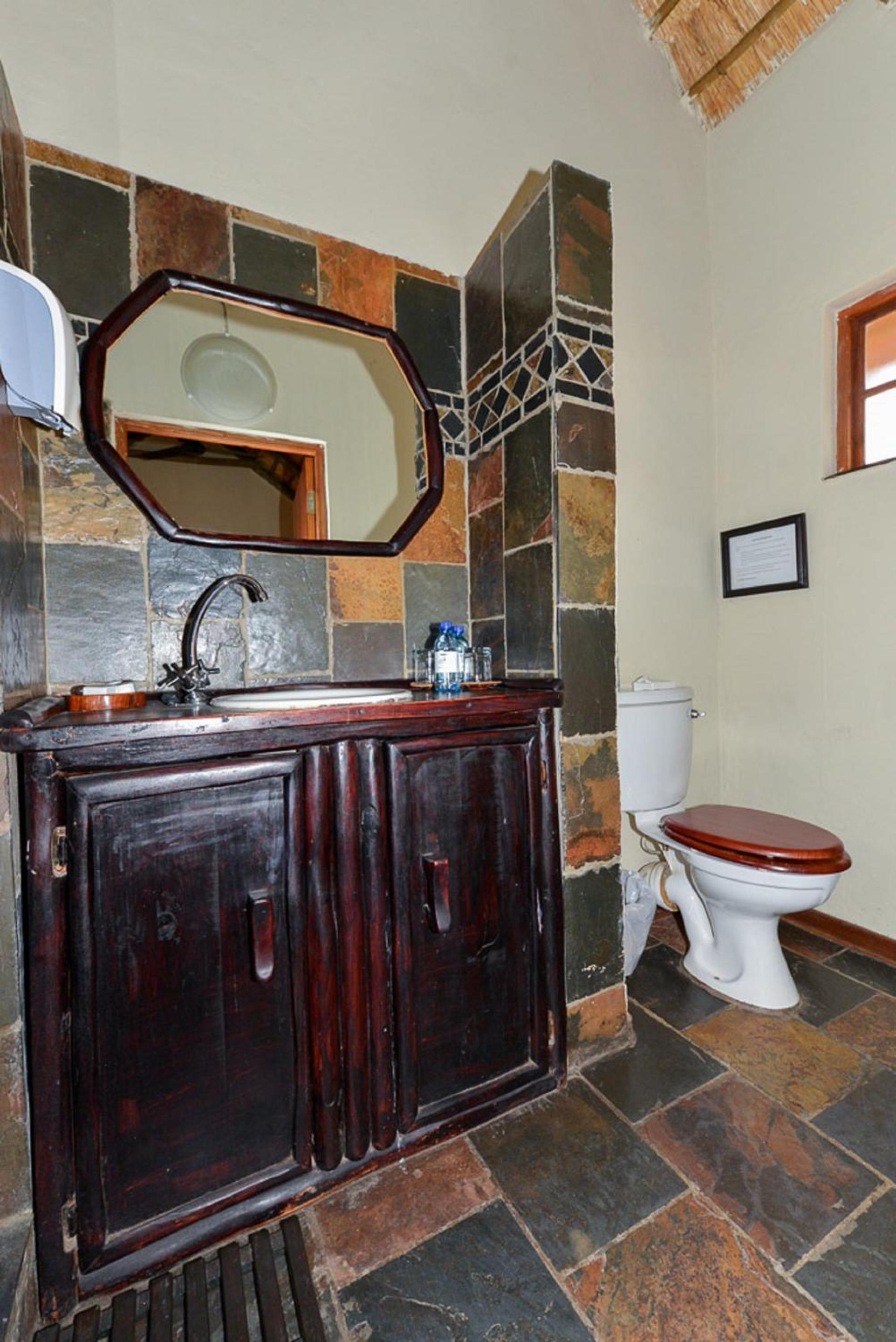 Thornhill Safari Lodge