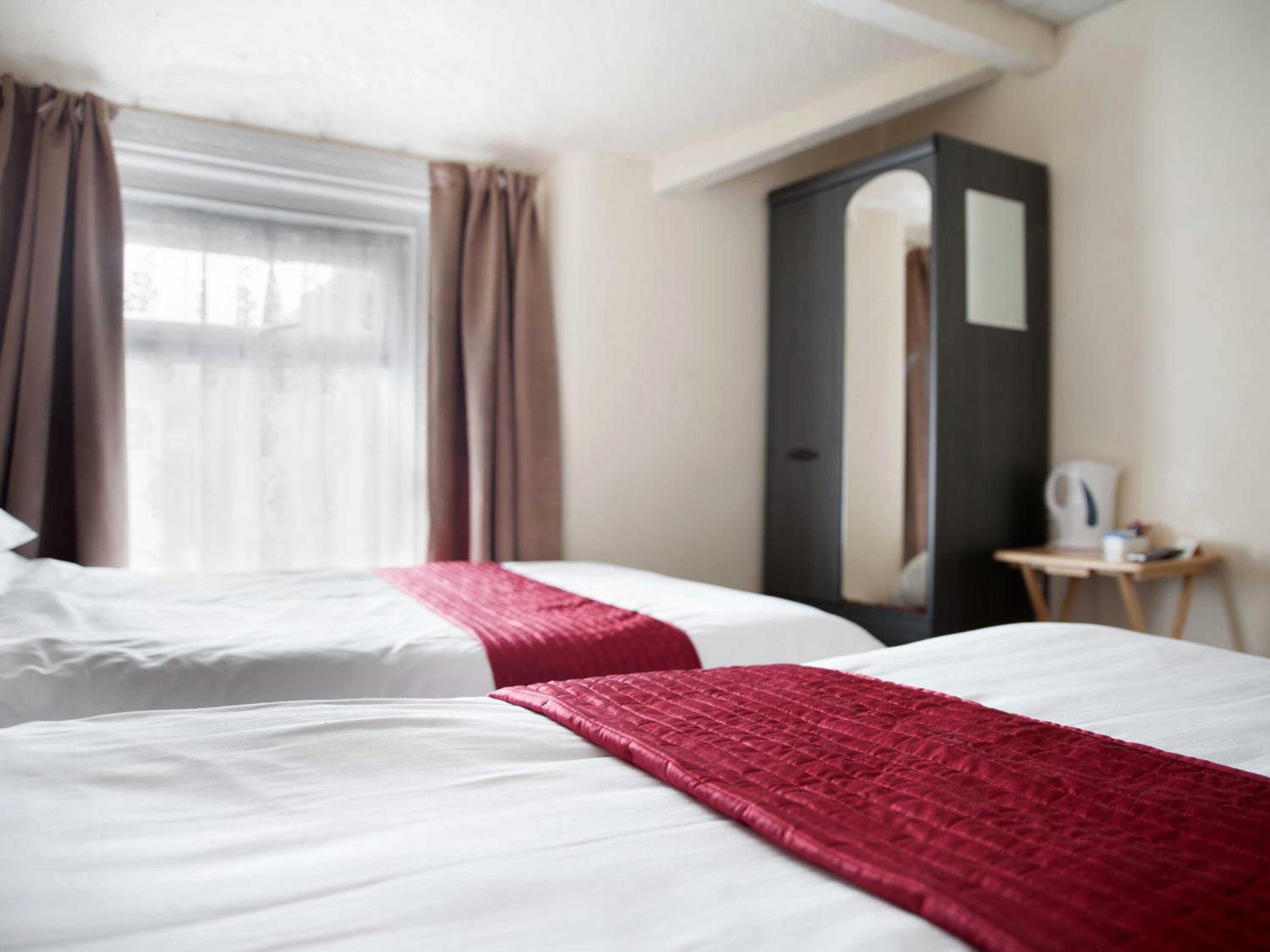 The Glyndale Hotel