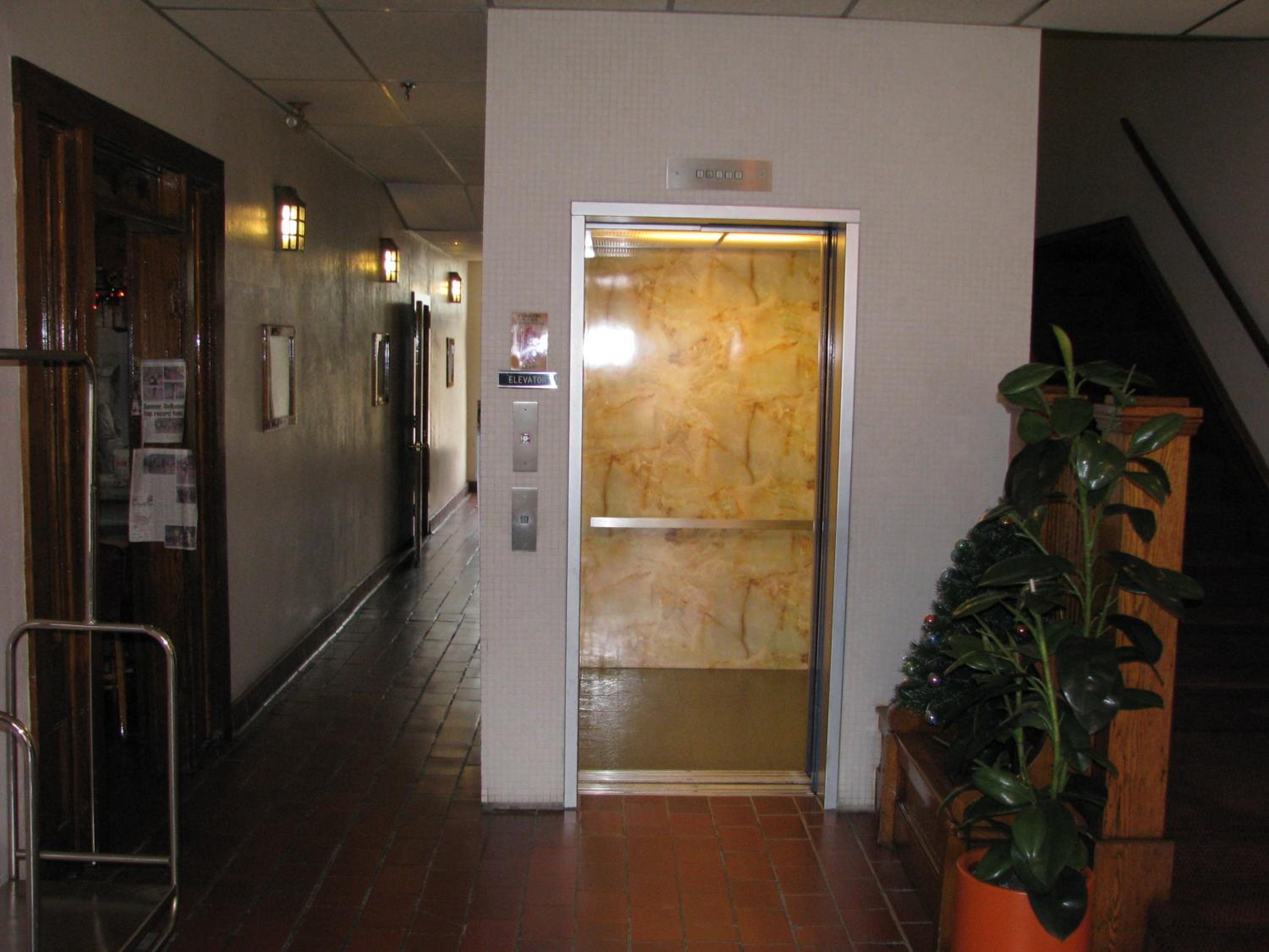 Old National Hotel view 5