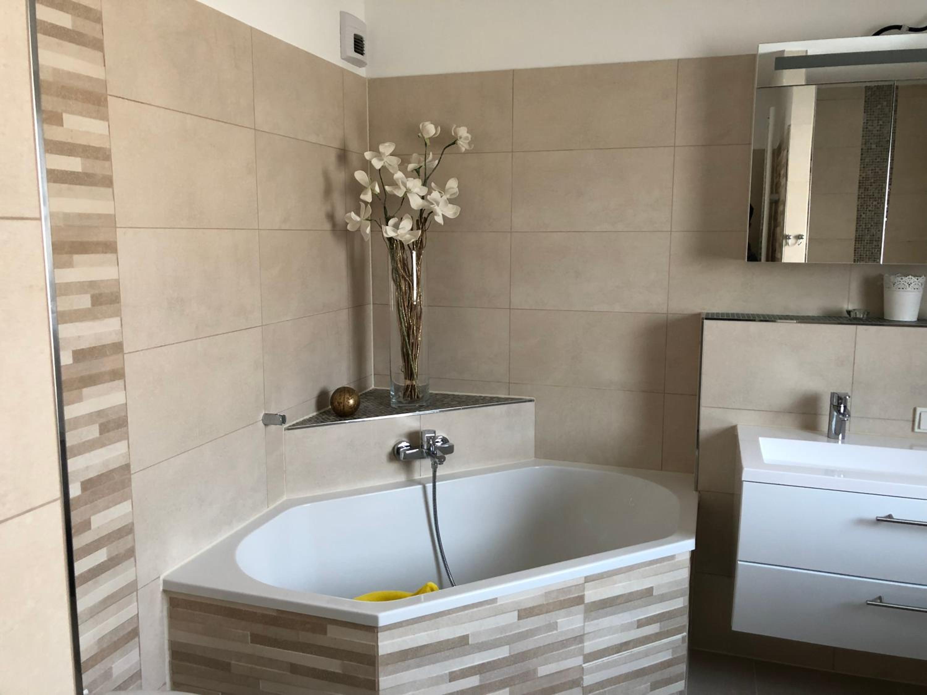 Luxury Rooms - Directly Hanover Fair view 5