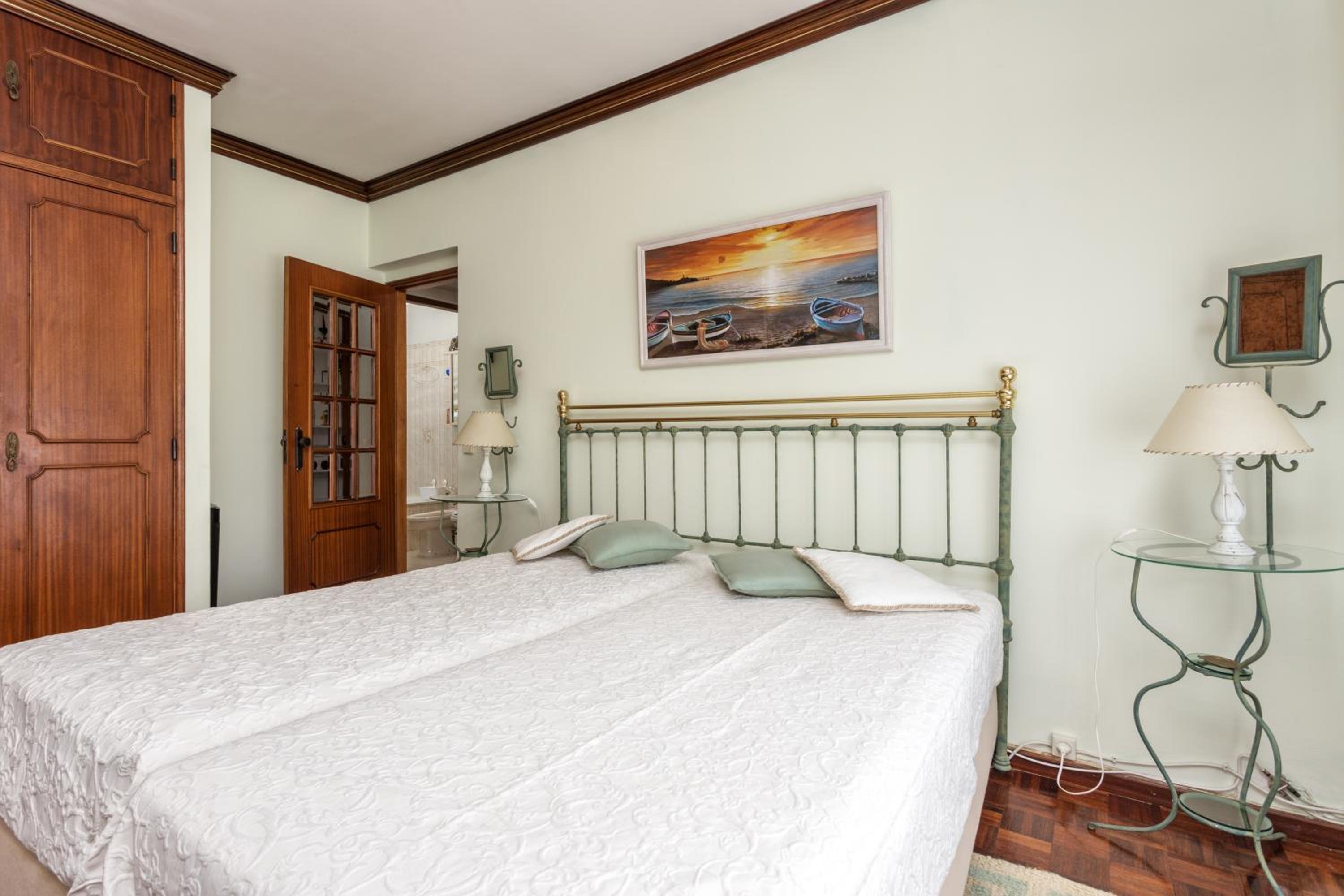 Quarteira Vacations - Blue Boat - Property Image 3