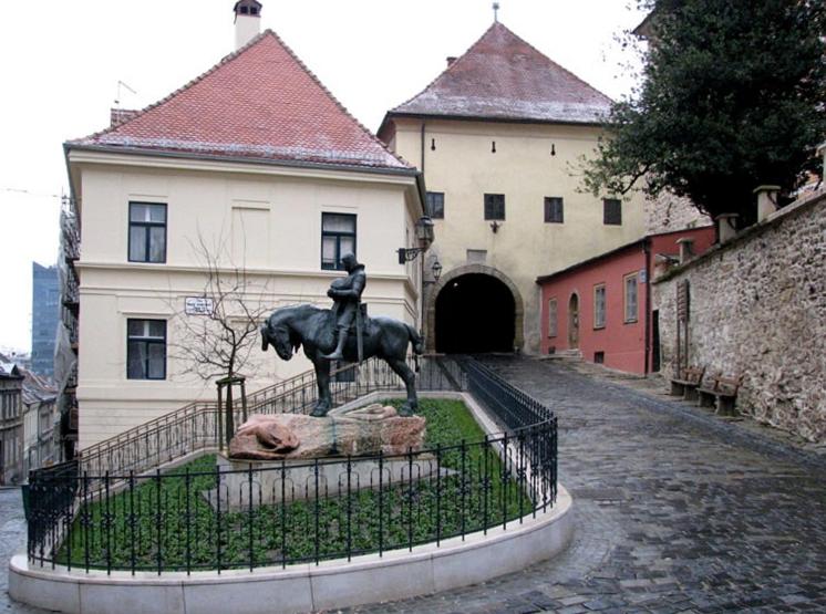 Photo 26