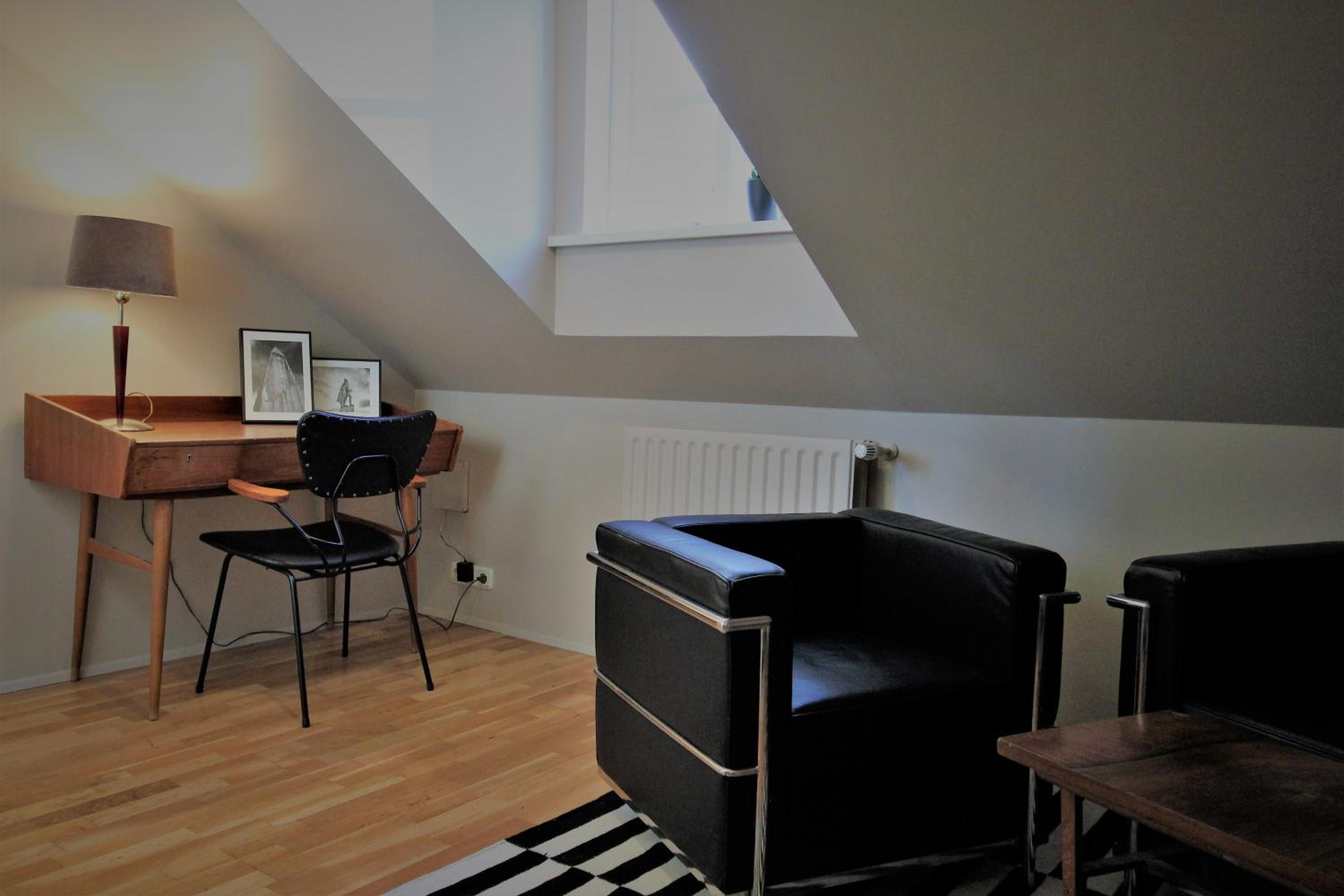 Grettir Guesthouse Downtown Charm