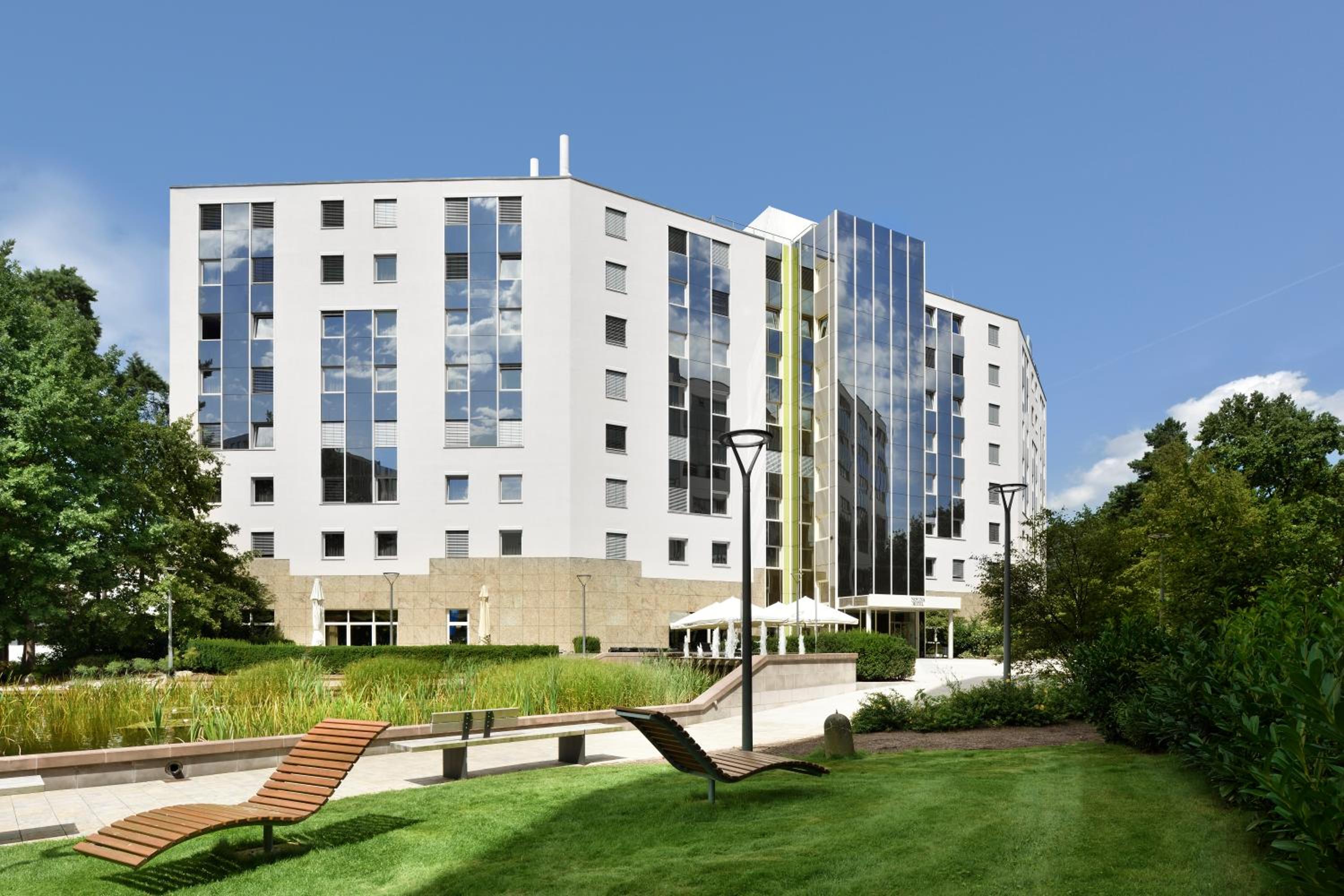 Hotel NOVINA HOTEL Südwestpark - Image 1