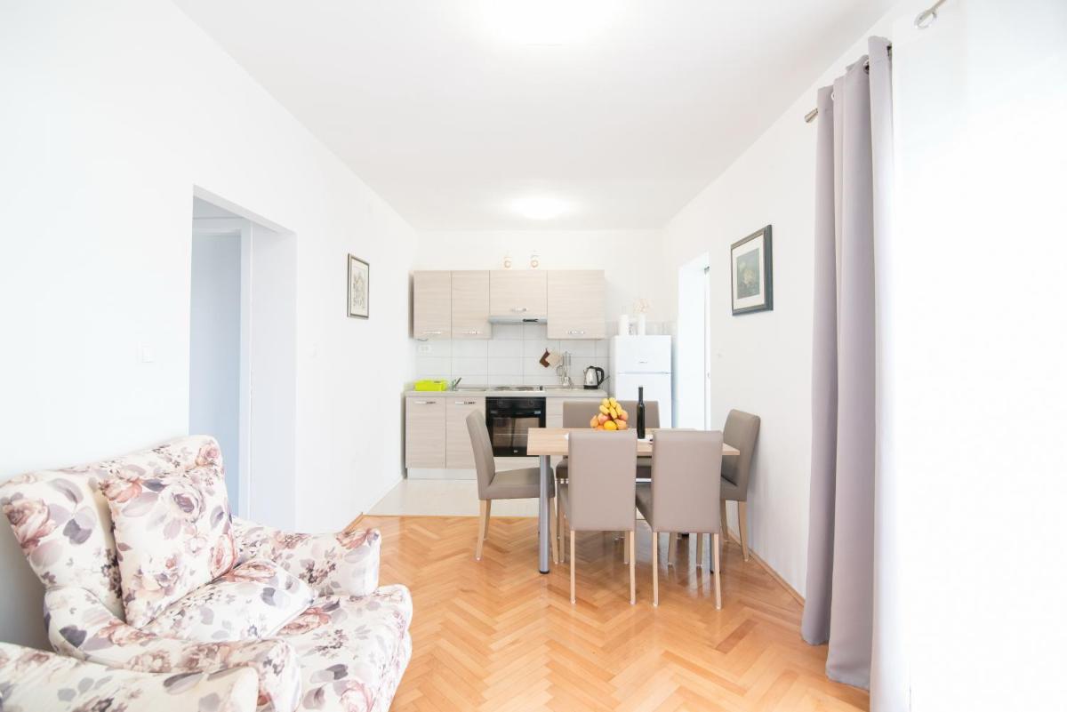 Podstrana Vacations - Apartment Seventh Heaven - Property Image 16
