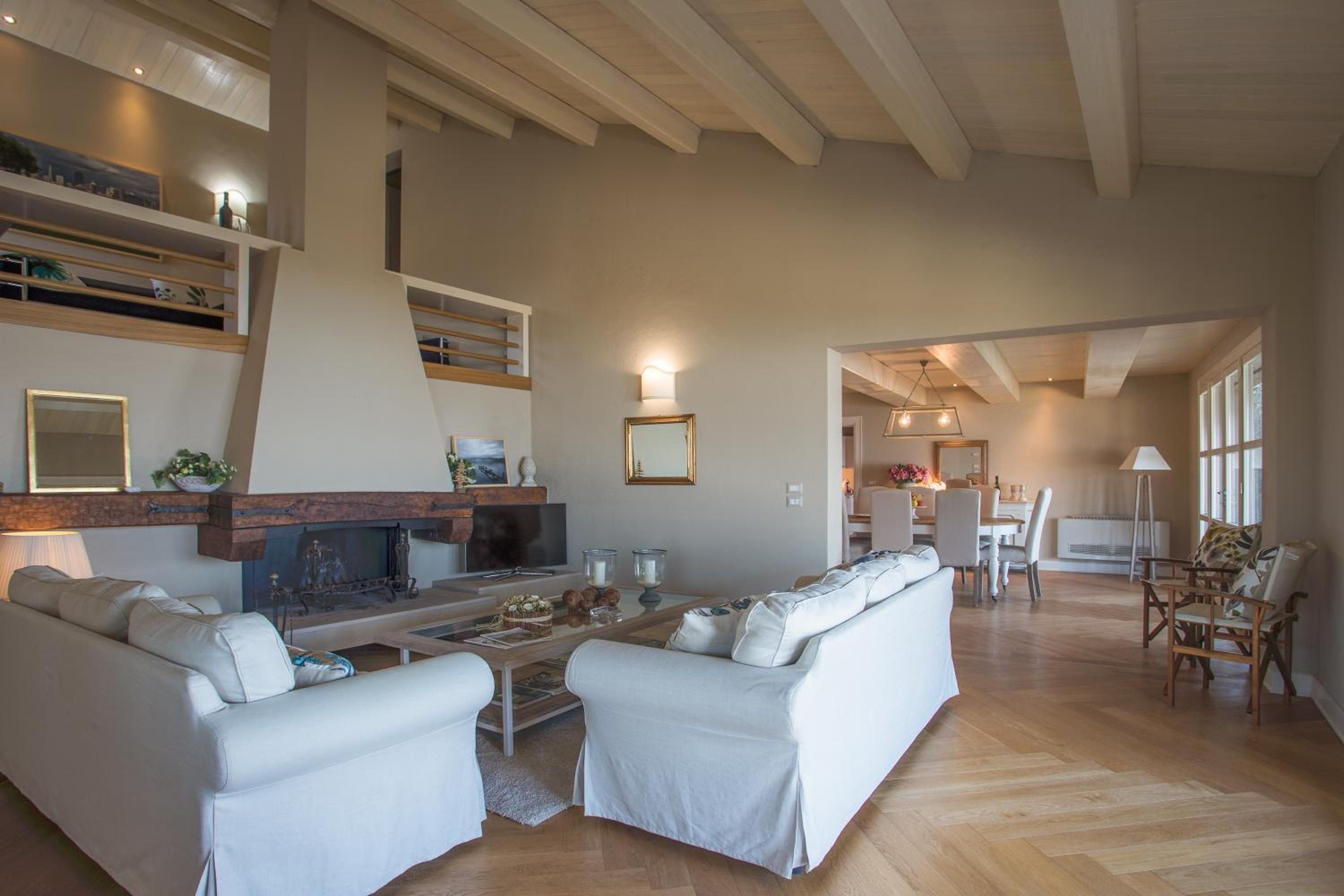 Villa Biancaluna