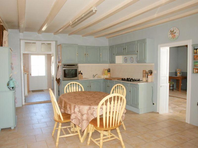 Bed and Breakfast Dunroamin view 3