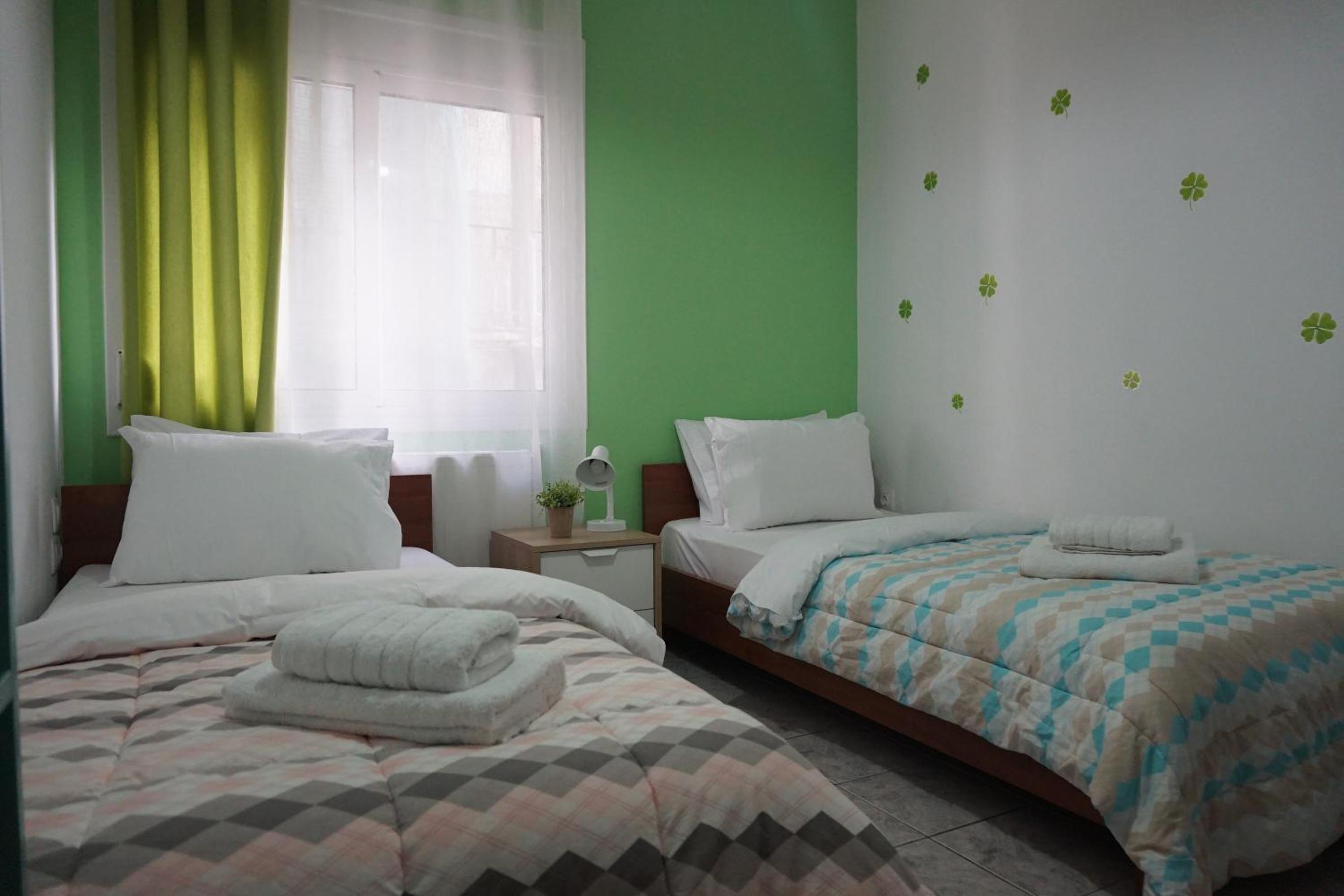 Aristotelous Square Luxury Apartment view 4