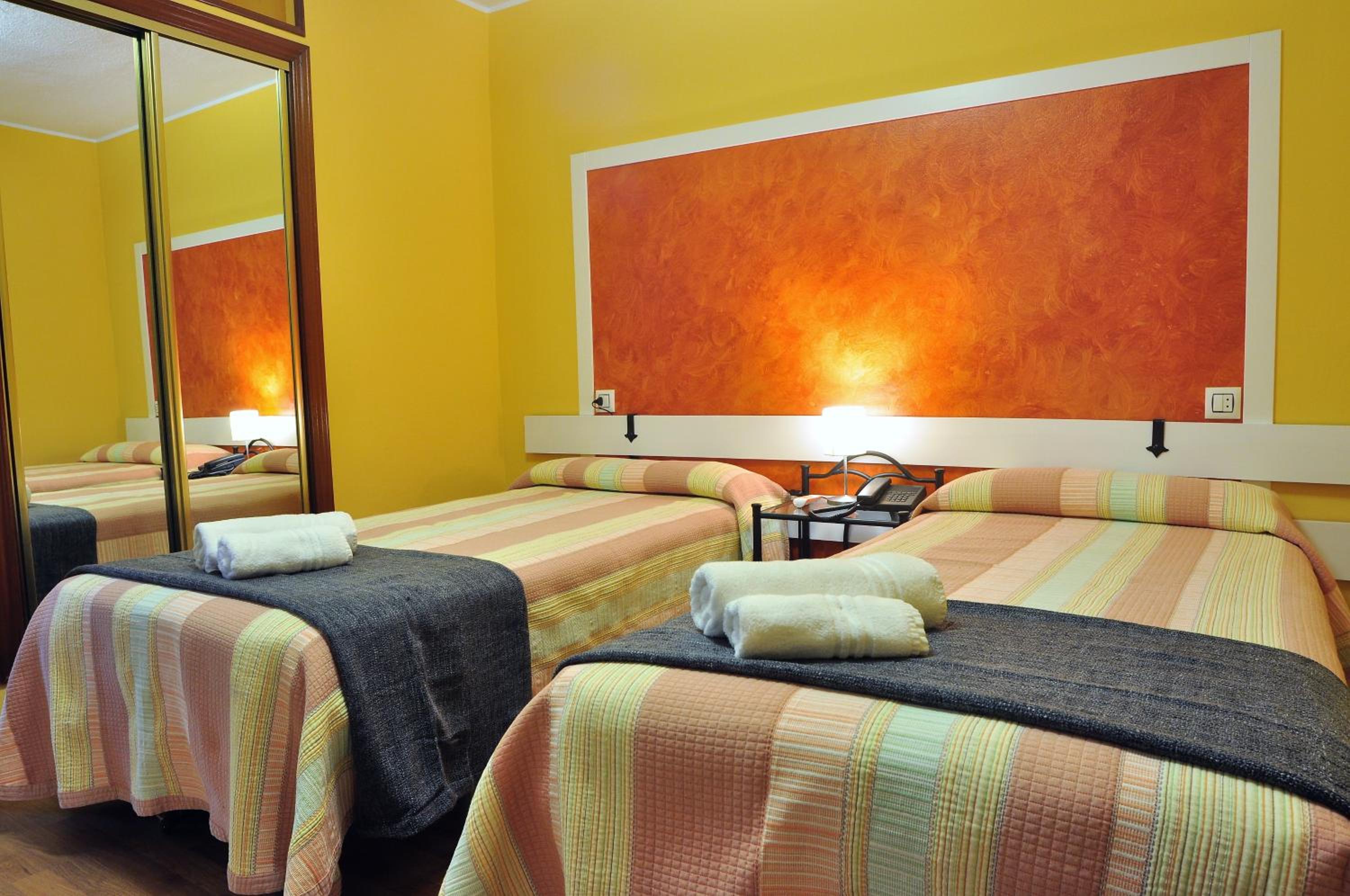 Hostal Europa