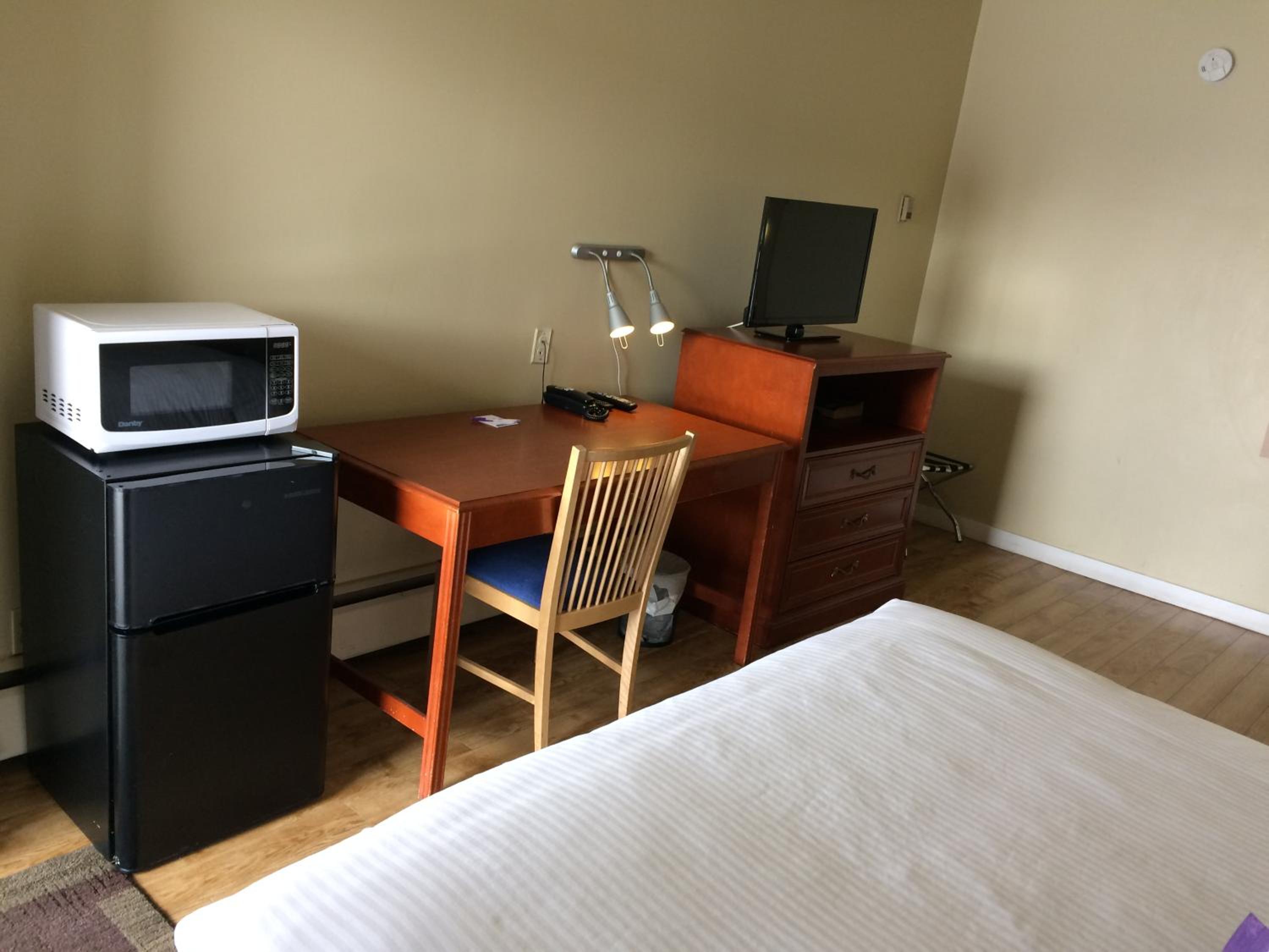 Nice Inn Edmonton - Image 4