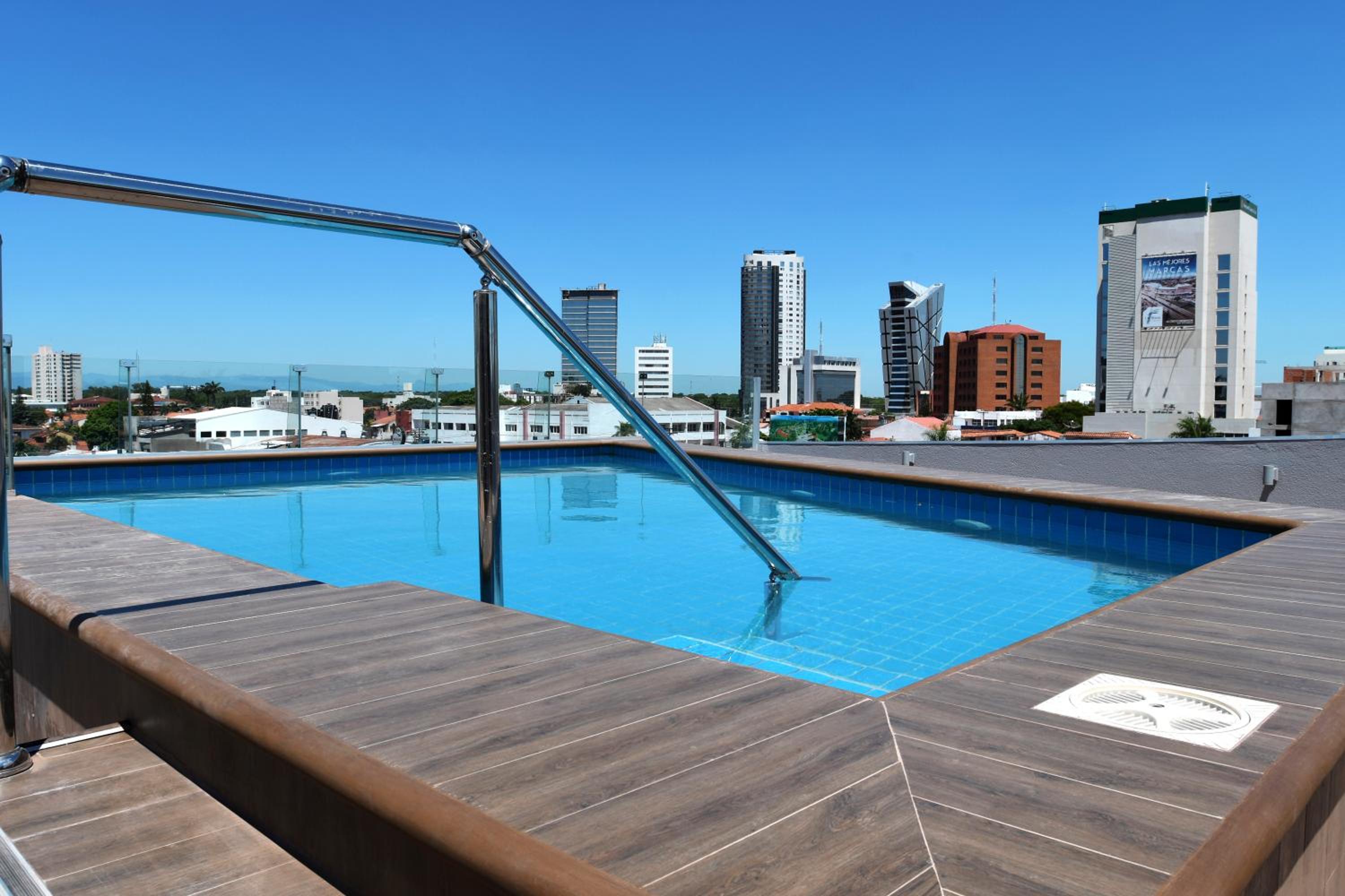 Hotel Taos Apart Hotel - Image 1