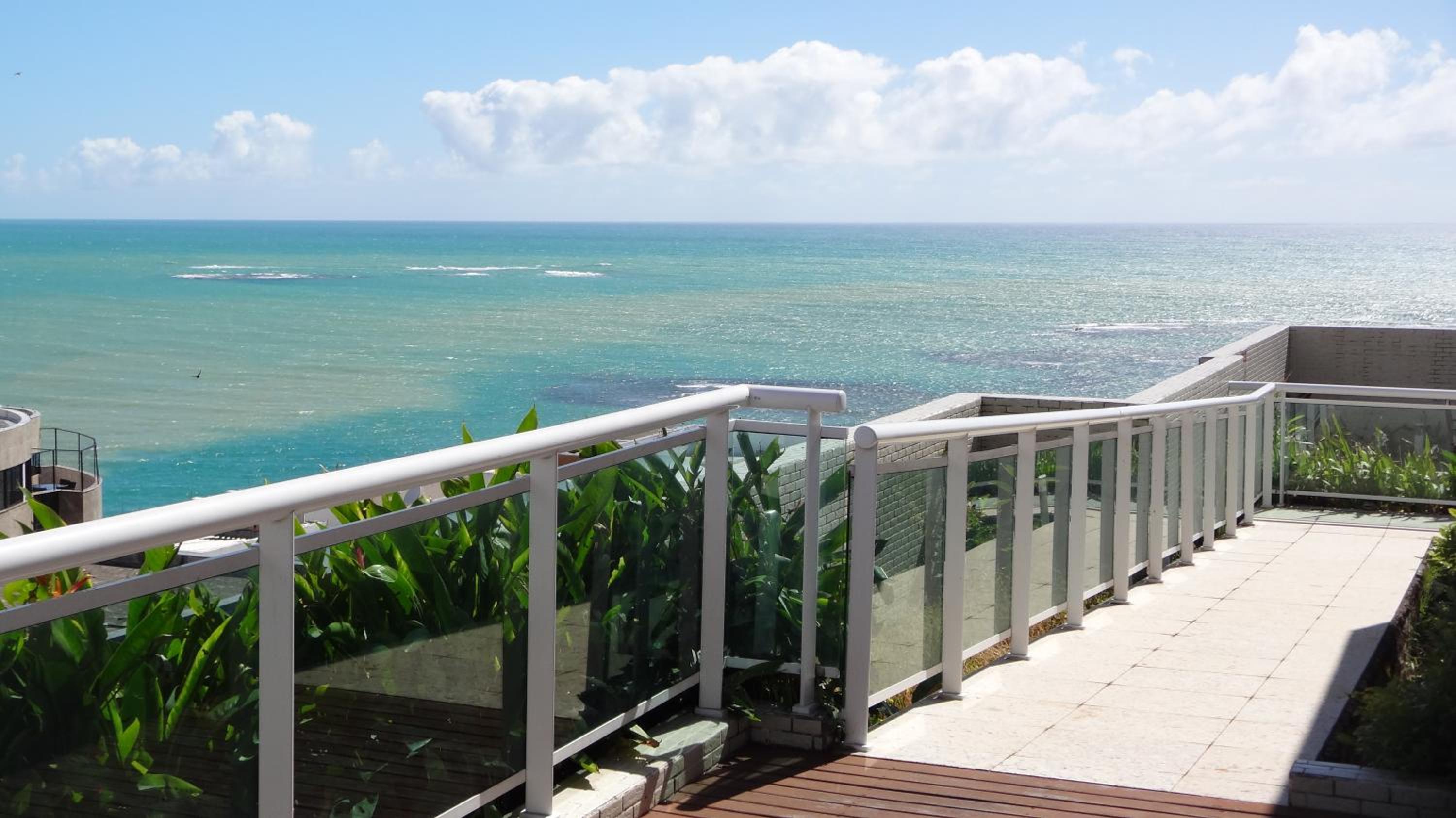 Apartamento beira mar por temporada - Maceió