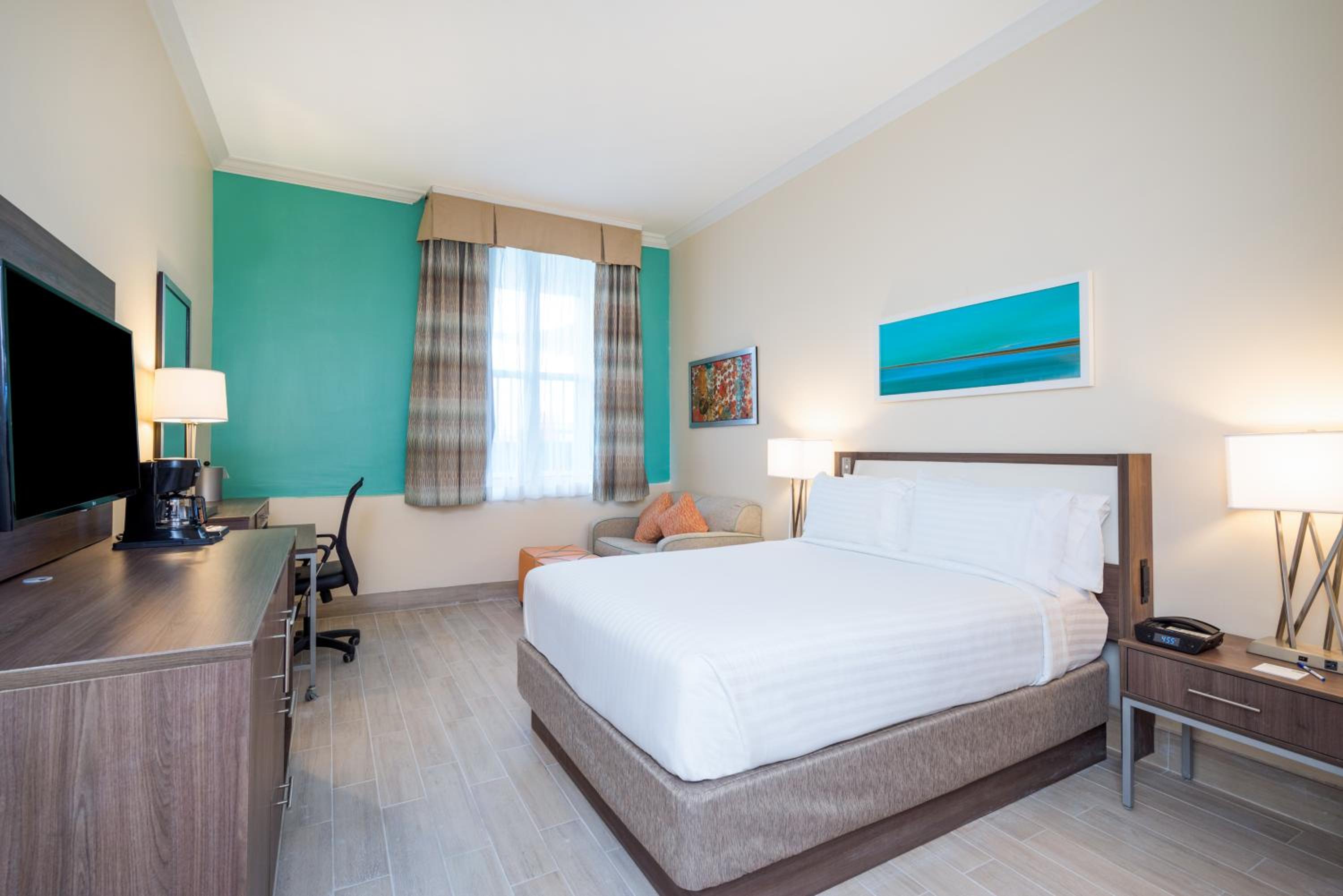 Nassau - Paradise Island Vacations - Holiday Inn Express  Suites Nassau, an IHG Hotel - Property Image 30