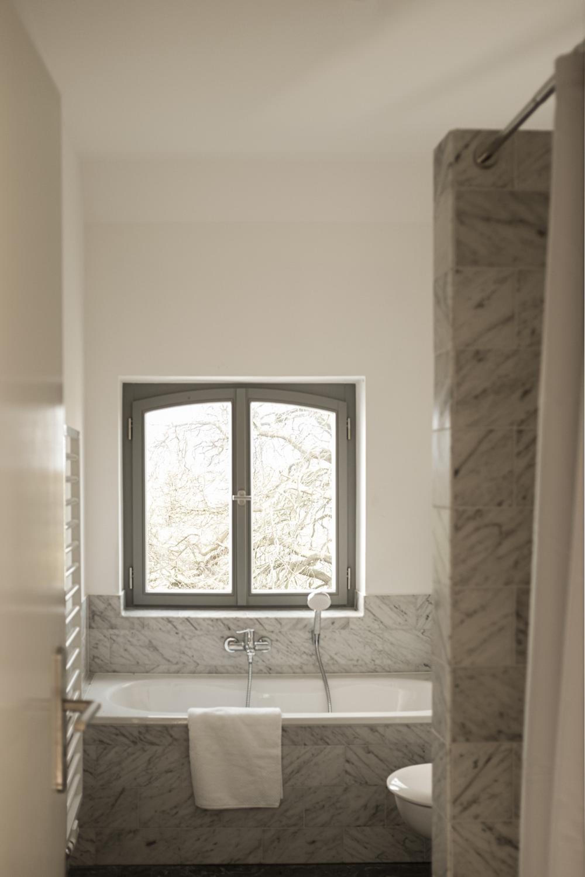 Photo 36