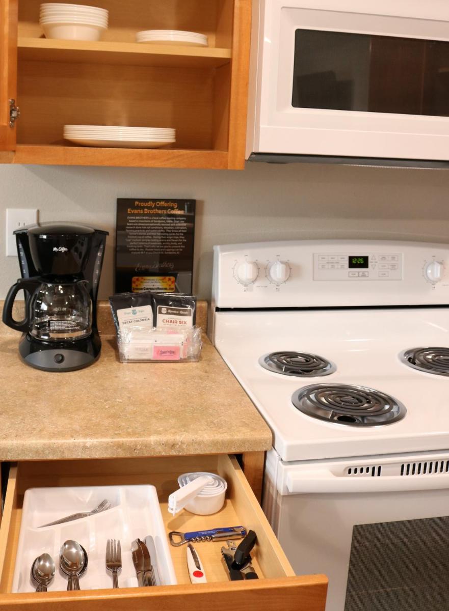 Autumn Leaf Suites