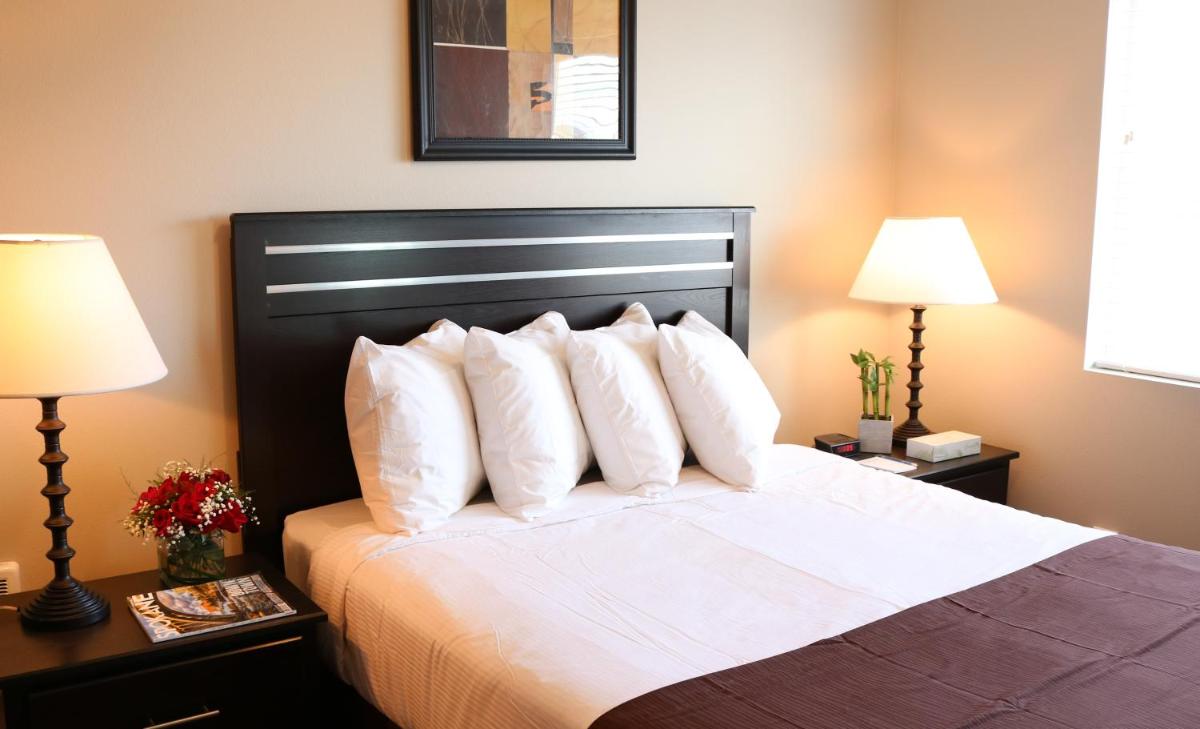 Autumn Leaf Suites