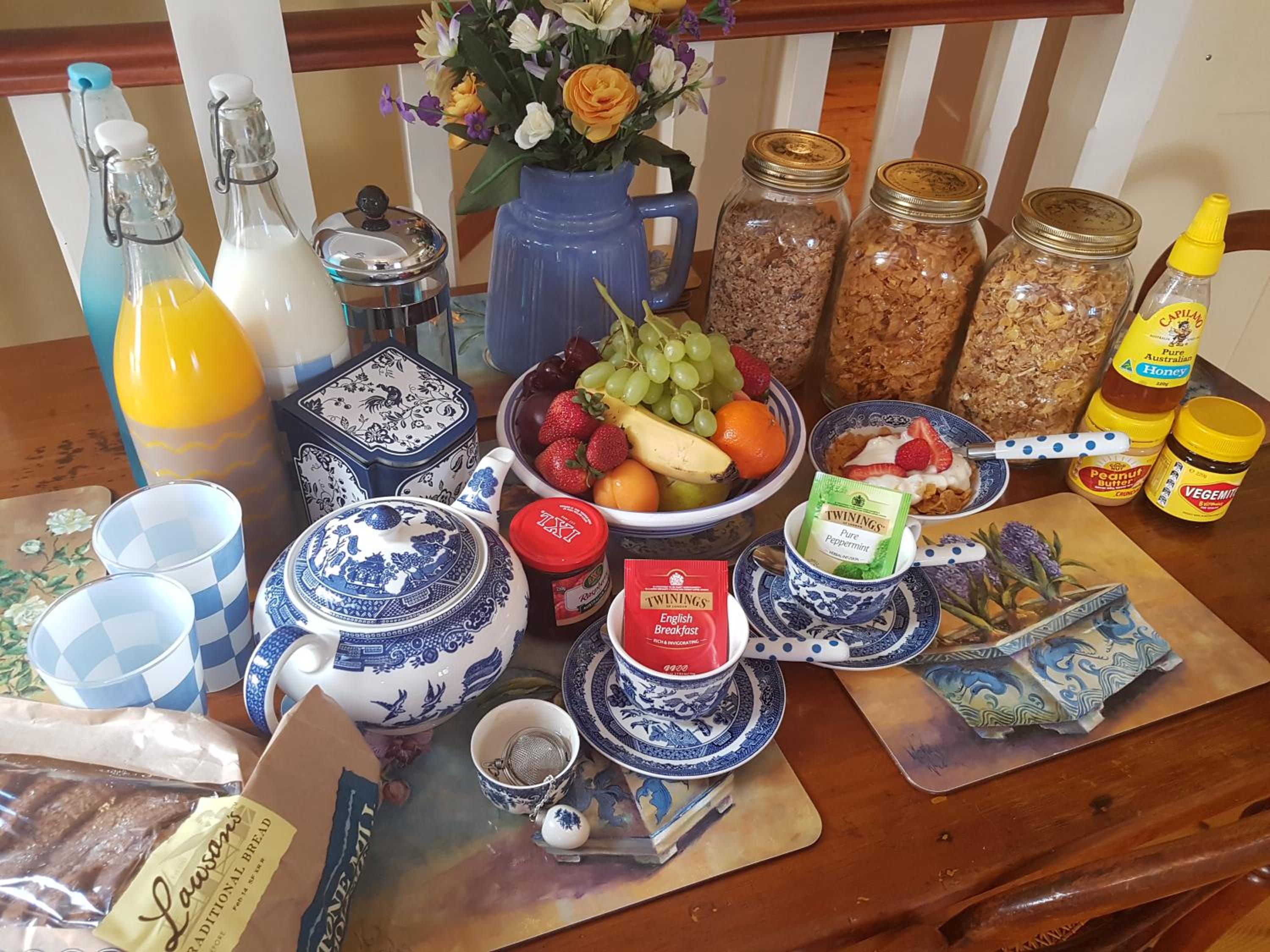 Water Bay Villa Bed & Breakfast