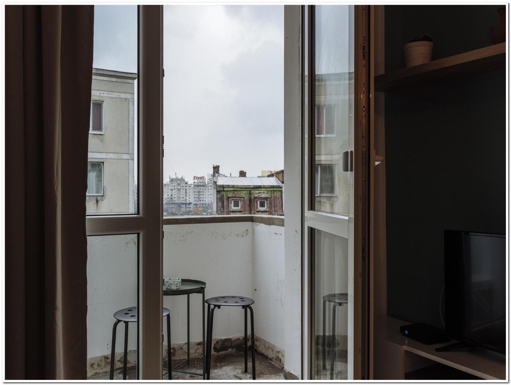 Spacious, lovely, bright apartment in the Old Town